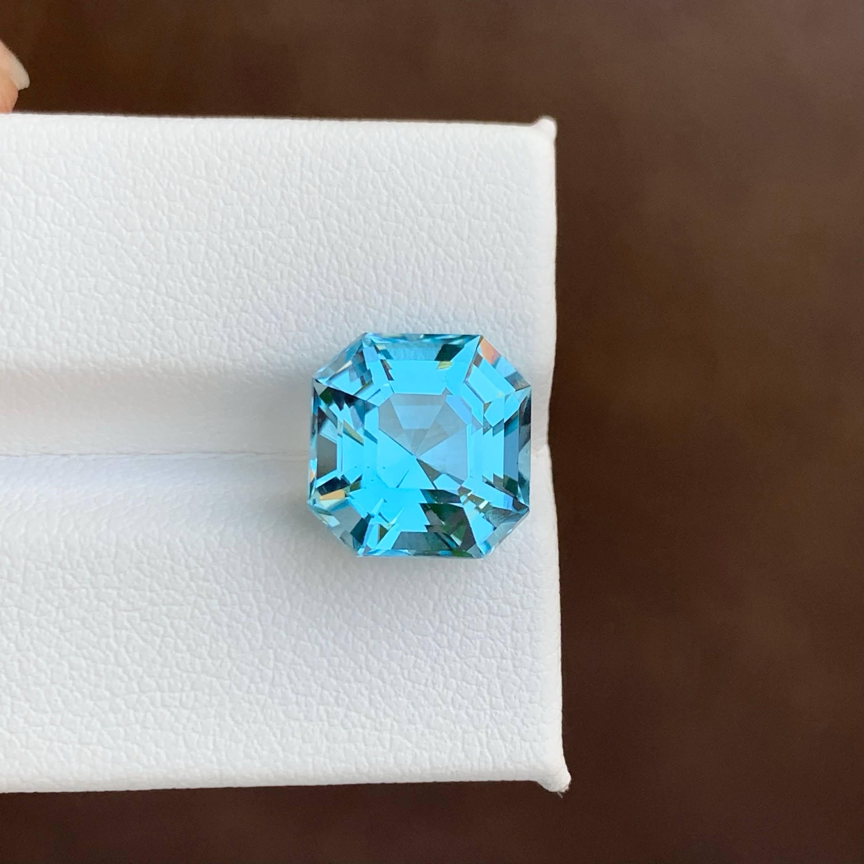 da uomo o donna 8,40 Carati Nature sciolti di lusso Topazio Blu Svizzero Taglio Asscher Gemma Africana in vendita