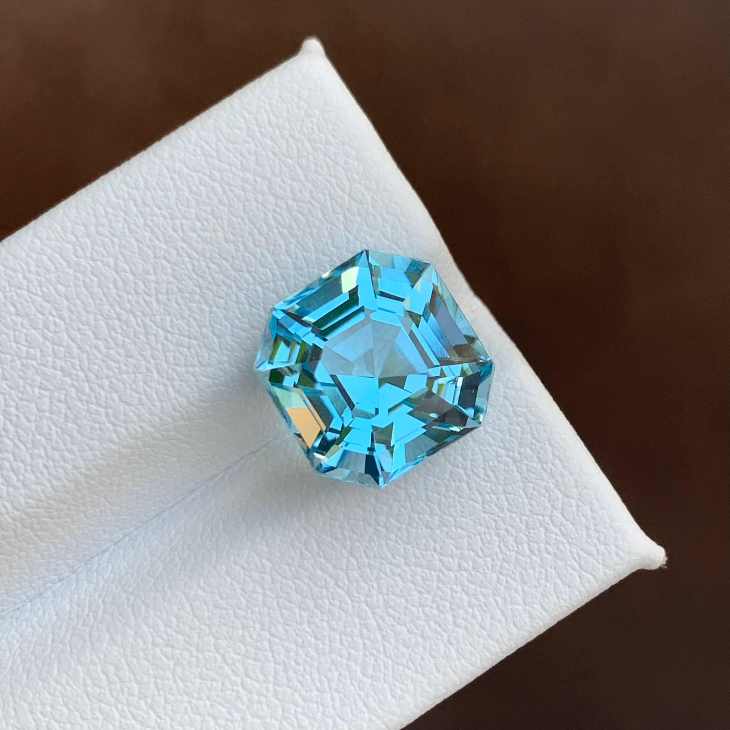 8,40 Carati Nature sciolti di lusso Topazio Blu Svizzero Taglio Asscher Gemma Africana in vendita 1