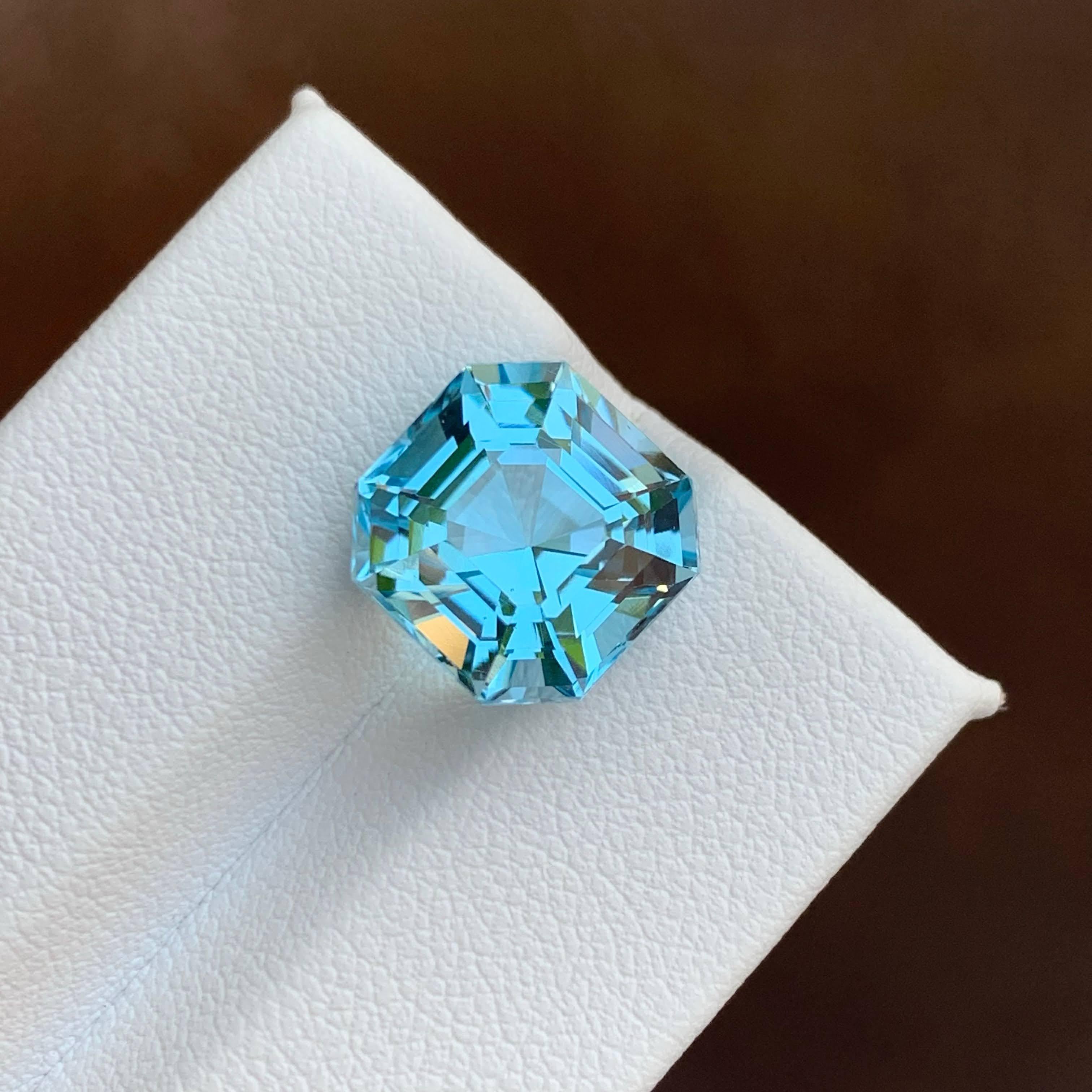8,40 Carati Nature sciolti di lusso Topazio Blu Svizzero Taglio Asscher Gemma Africana in vendita 2