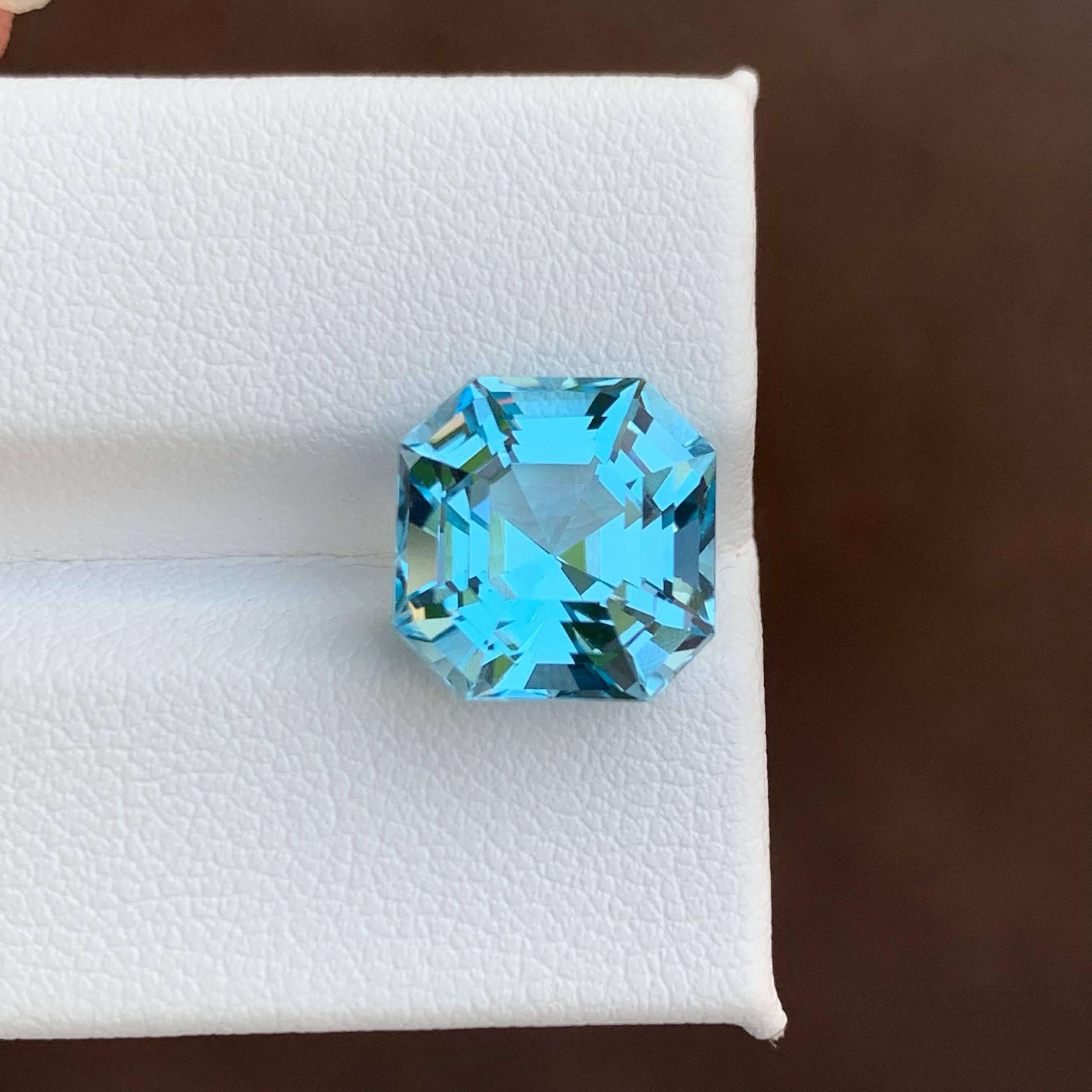 8,40 Carati Nature sciolti di lusso Topazio Blu Svizzero Taglio Asscher Gemma Africana in vendita 4
