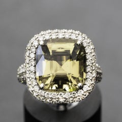 Anello con tormalina da 8,40 carati Anello con diamanti naturali da 1,85 carati D VVS