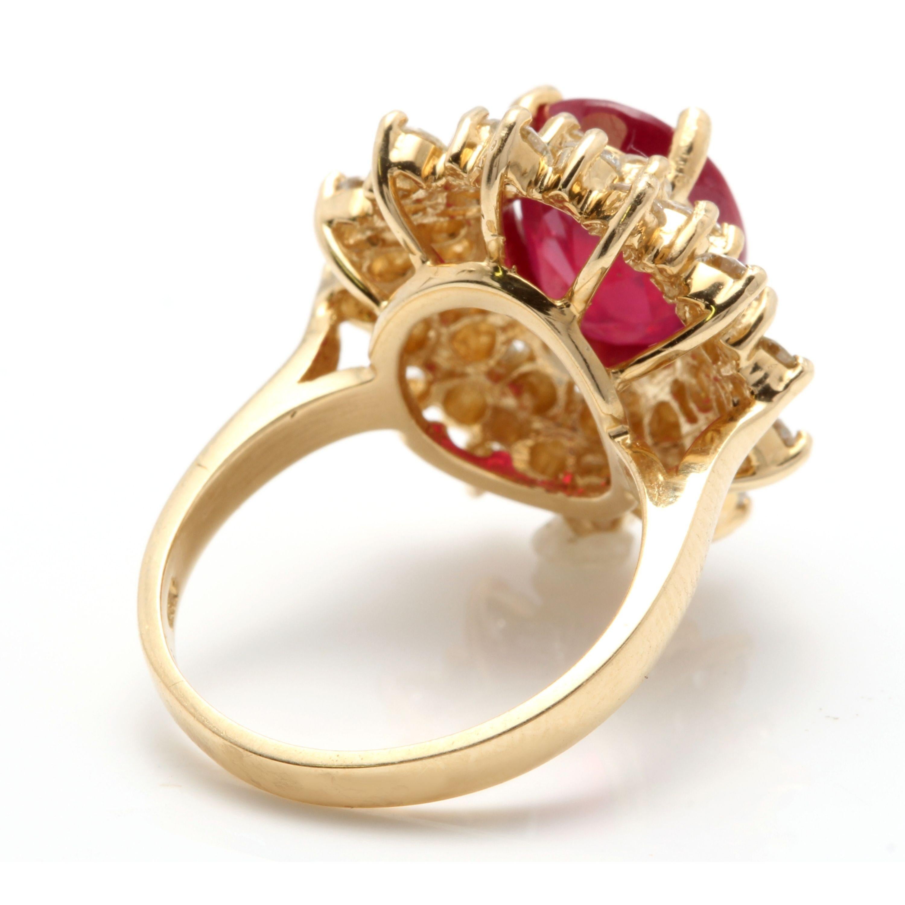 8.40 Carat Impressive Red Ruby and Diamond 14 Karat Yellow Gold Ring In New Condition For Sale In Los Angeles, CA