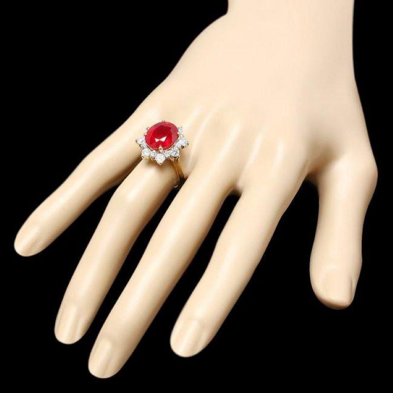 8.40 Carats Natural Red Ruby and Diamond 14K Solid Yellow Gold Ring In New Condition For Sale In Los Angeles, CA
