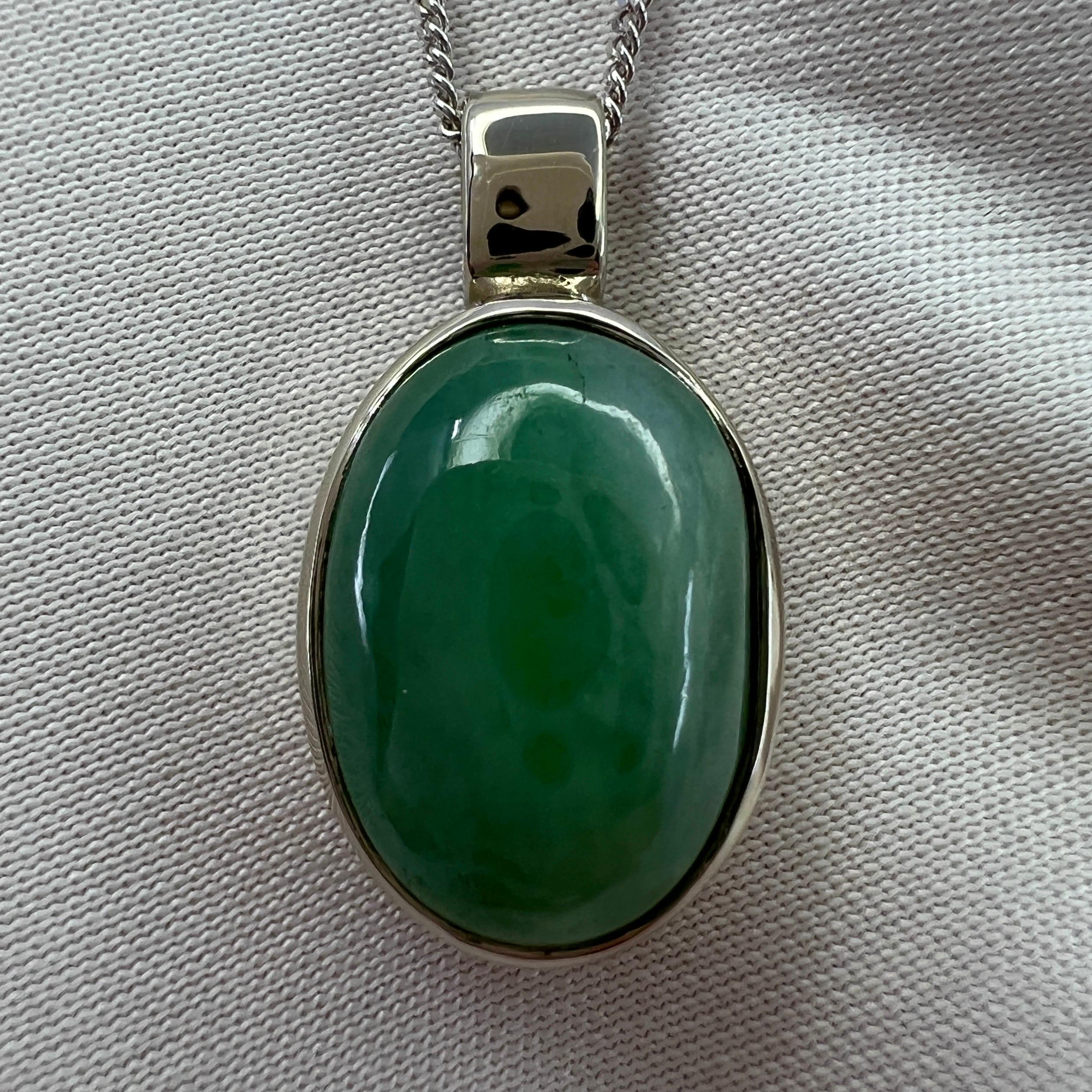 8.42ct GIA Certified Untreated Green Jadeite Jade A Grade 18k White Gold Pendant In New Condition For Sale In Birmingham, GB