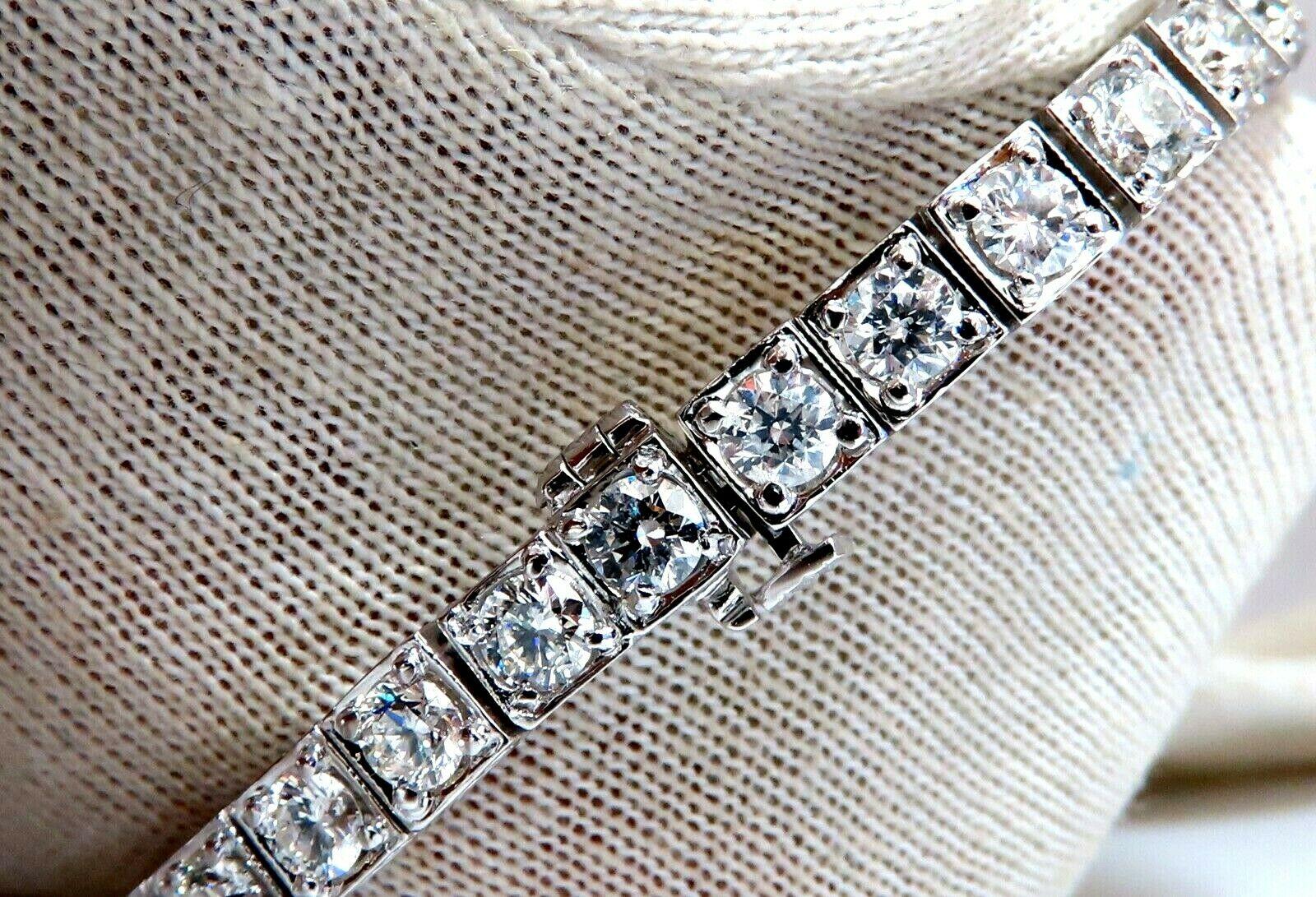 8,42 Karat natürliche Diamanten Tennisarmband 14 Karat Gold Quadratische Schachtel Perlen Set (Rundschliff) im Angebot