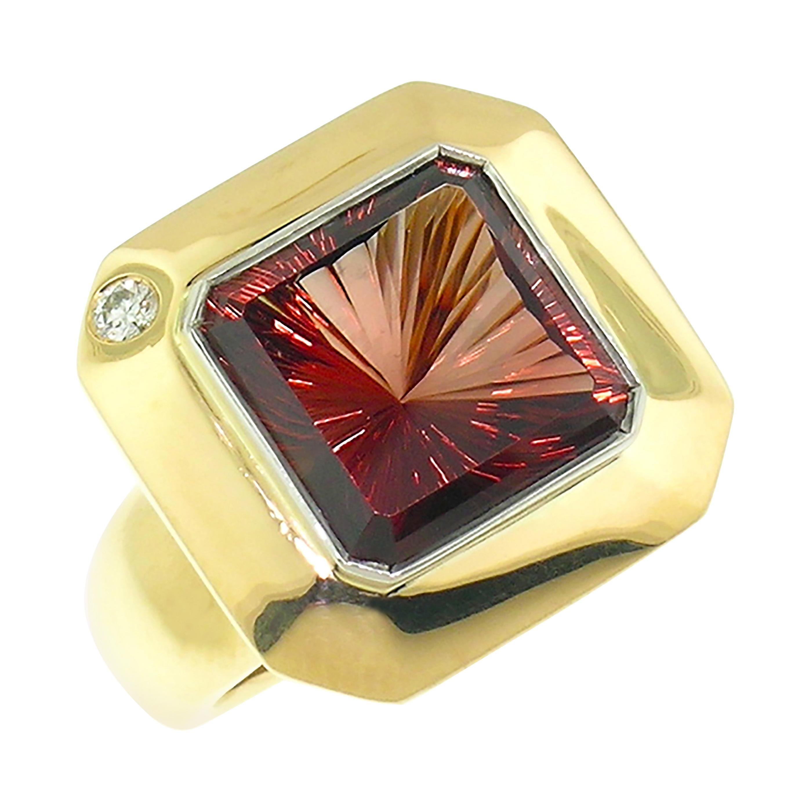Ring aus Platin mit 8,43 Karat Oregon-Sonnenstein, Diamant, 18kt und Platin von Cynthia Scott Jewelry
