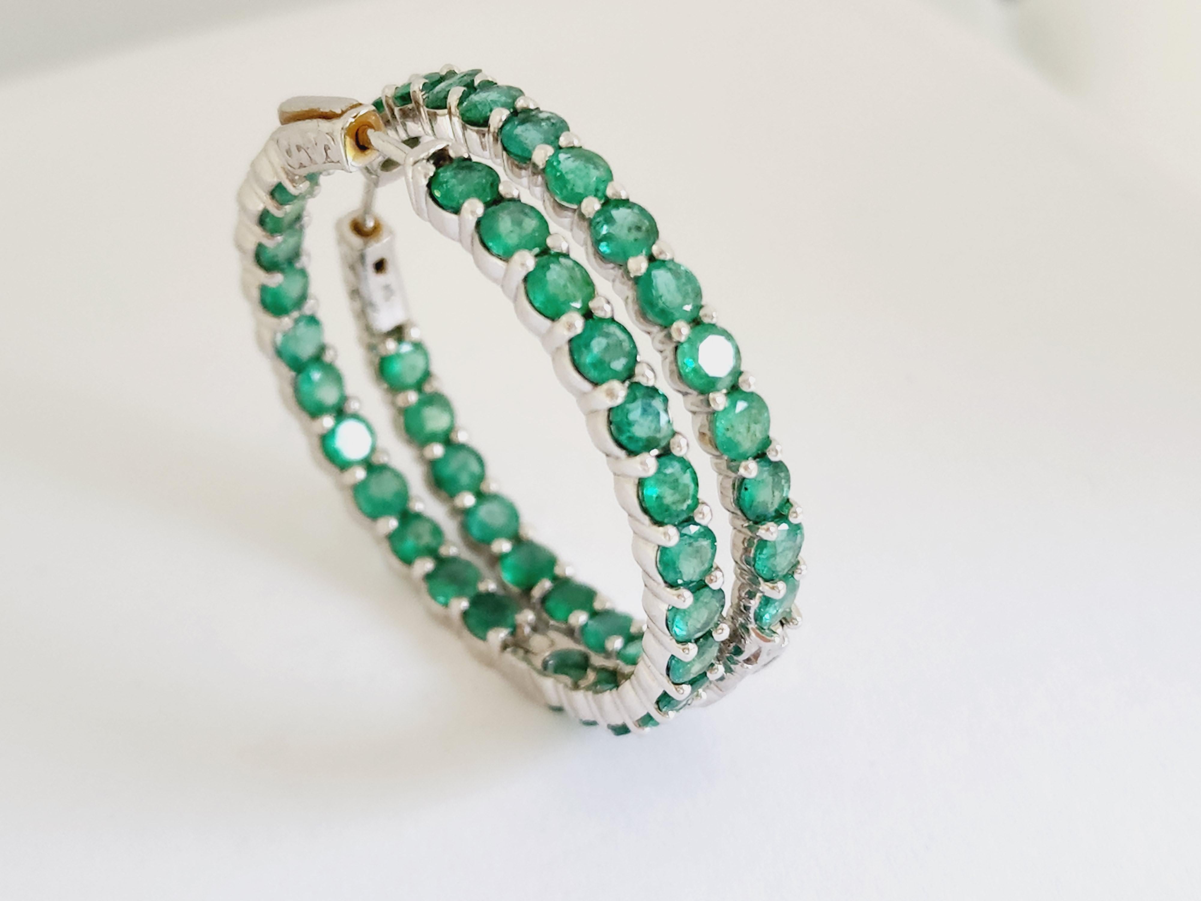 8.44 Carat Emerald Round Hoop Earrings 14 Karat White Gold In New Condition For Sale In Great Neck, NY