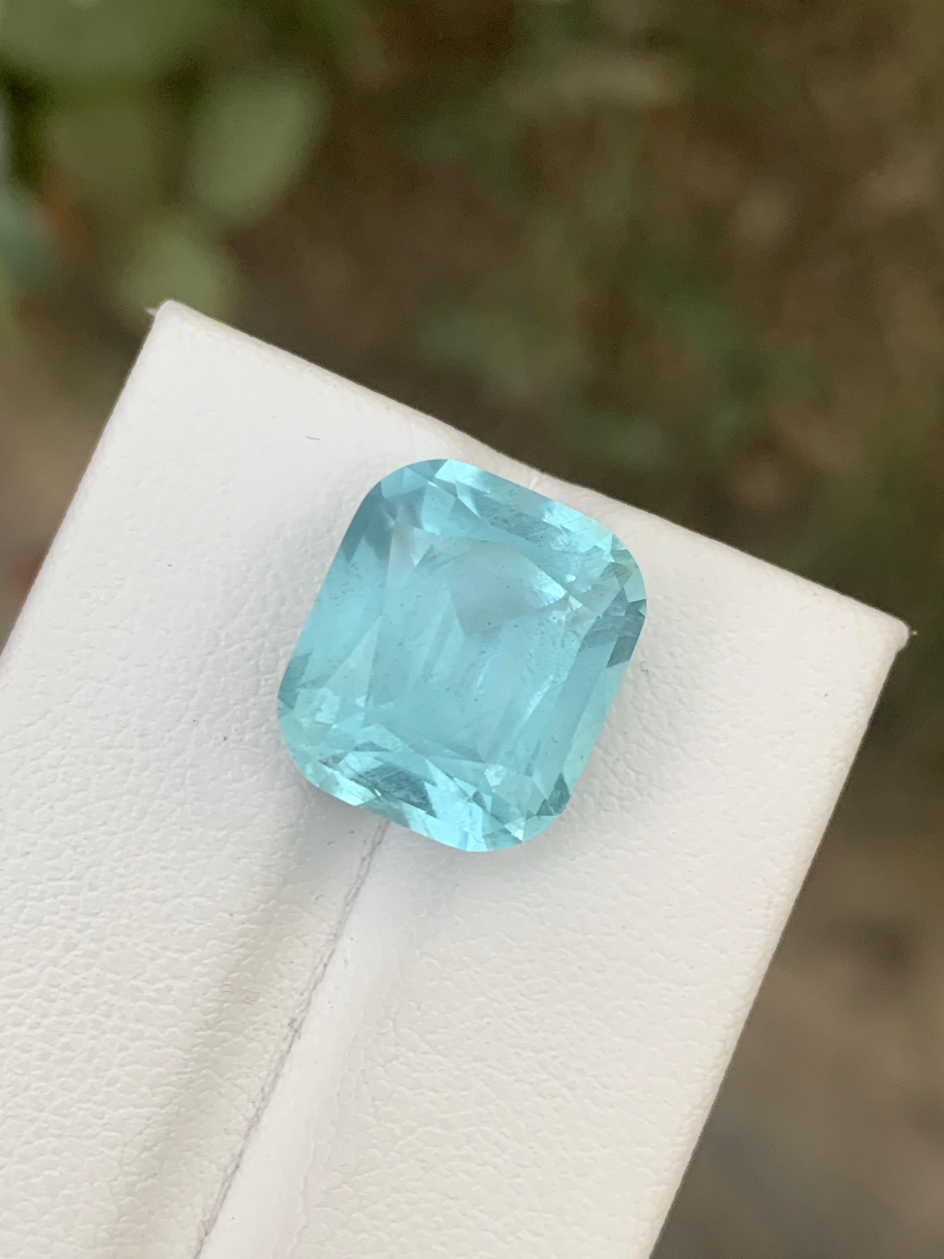 8,45 carati di acquamarina naturale sfusa con taglio a cuscino dalla Nigeria In condizioni Nuovo in vendita a Peshawar, PK