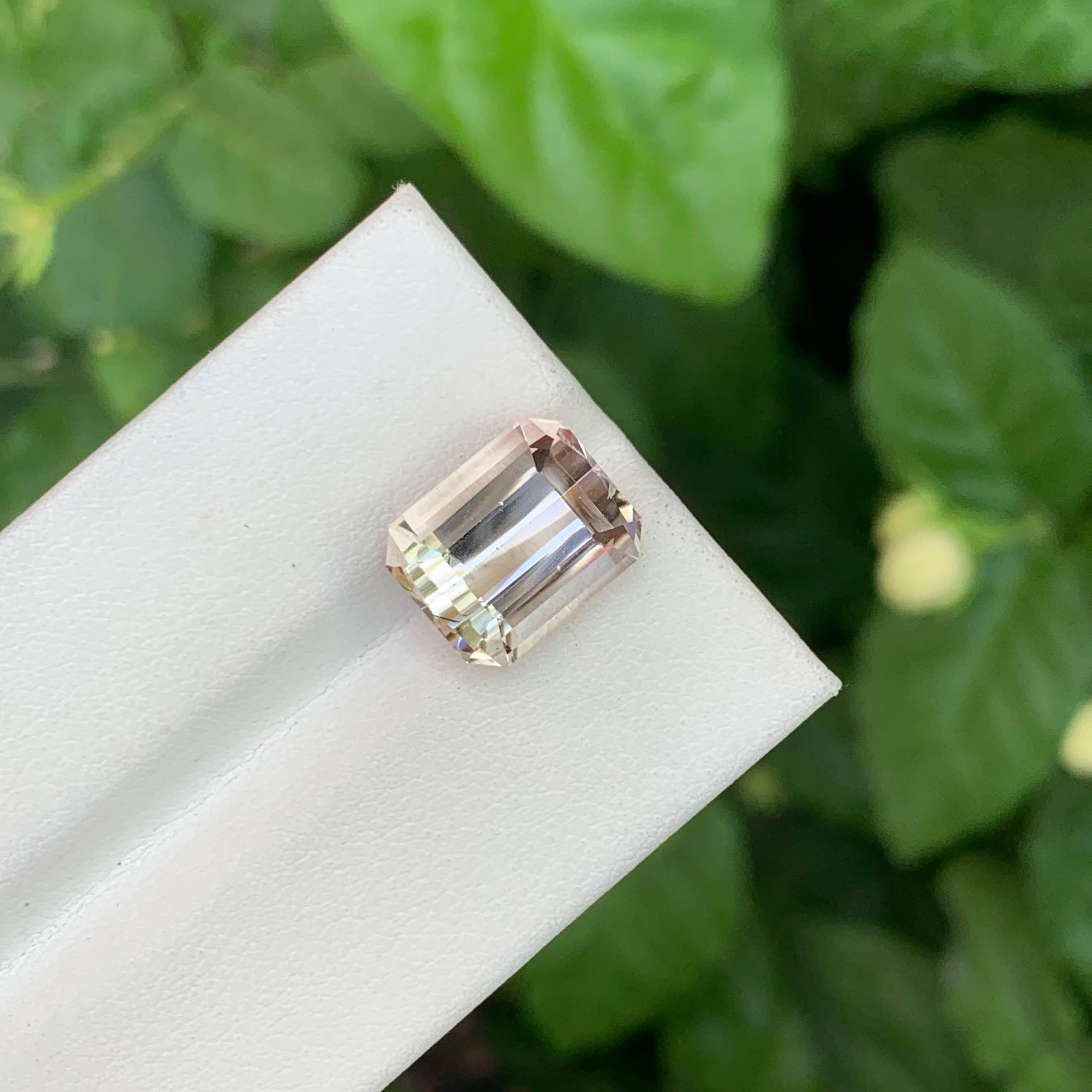 8.45 Carat Natural Loose Light Gold Topaz Stone Emerald Cut Pakistani Gemstone For Sale 6