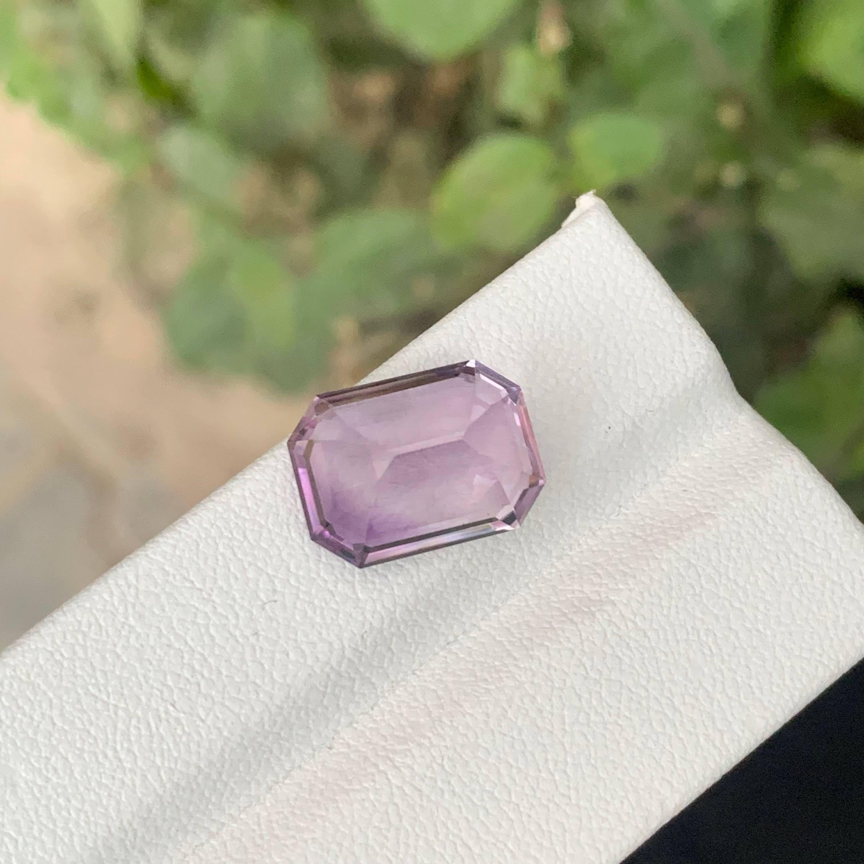 8.45 Karat Natürlicher Loser Lila Amethyst Stein Smaragd Schliff Brasilianischer Edelstein (Smaragdschliff) im Angebot