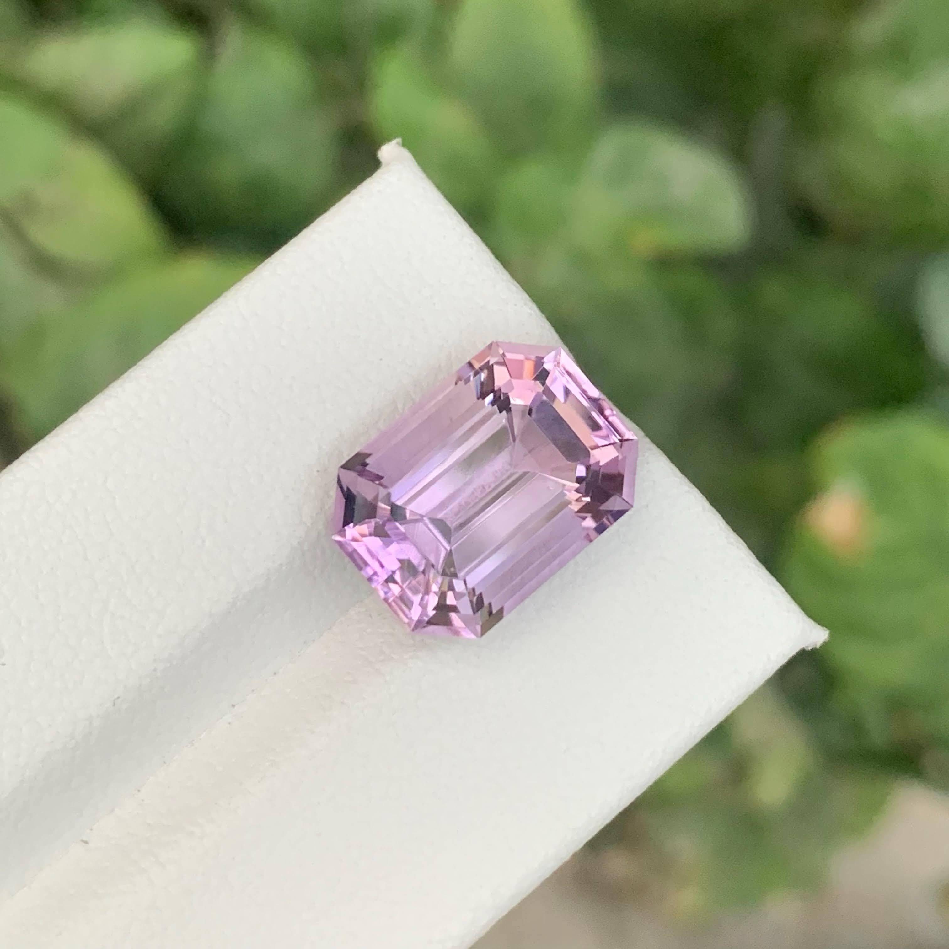 8.45 Karat Natürlicher Loser Lila Amethyst Stein Smaragd Schliff Brasilianischer Edelstein im Angebot 3