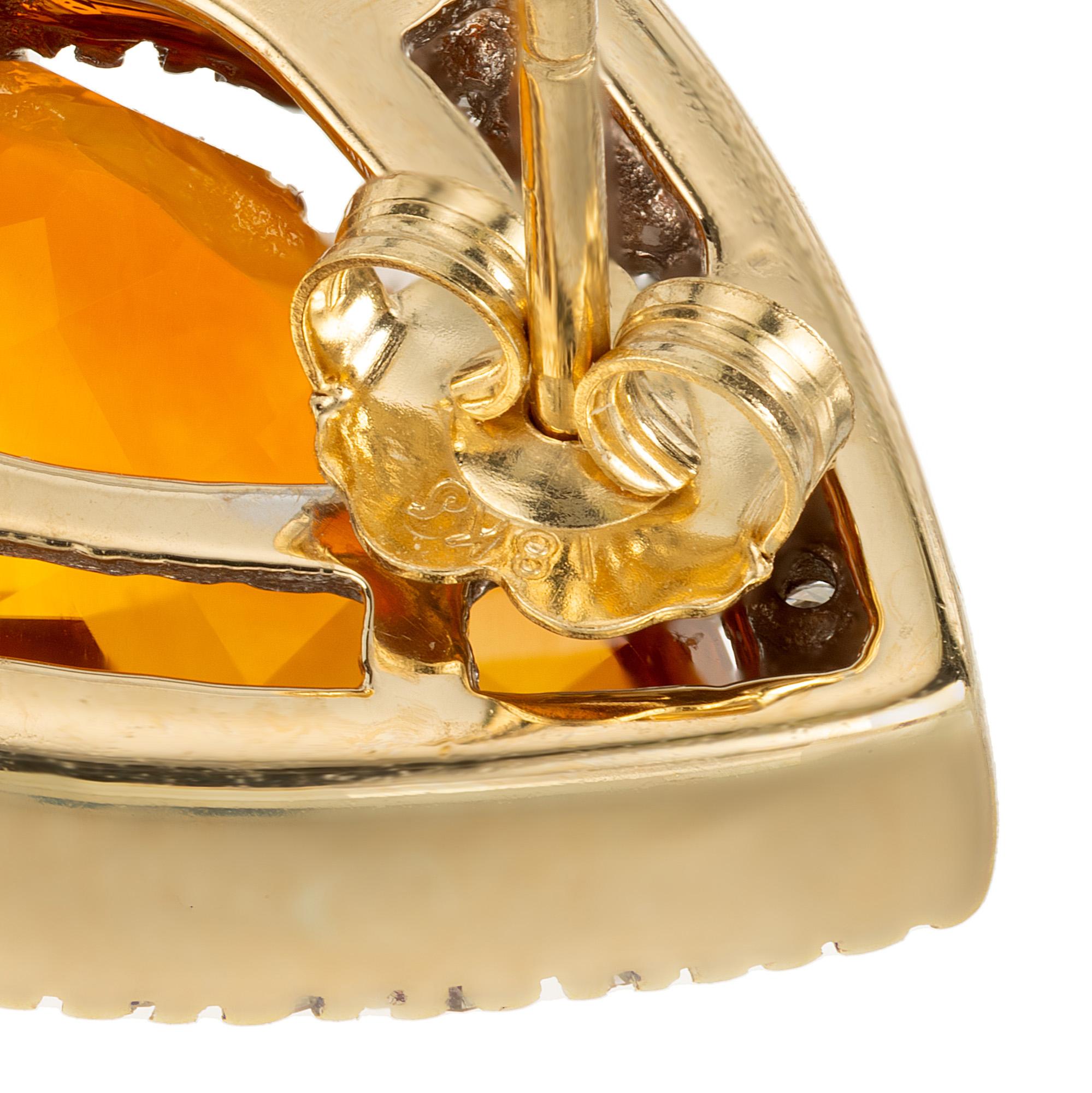 Orecchini in oro giallo con diamante e pera da 8,45 carati in vendita 1