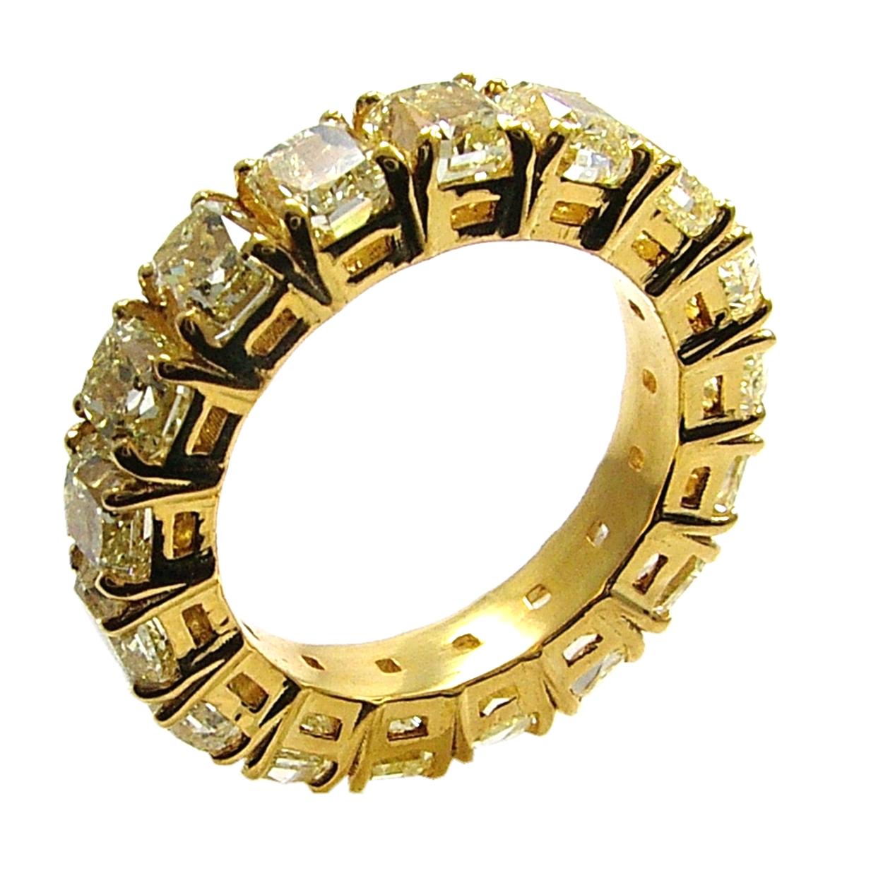 Radiant Cut 8.45 Carat Share Prong Fancy Yellow Radiant Diamond 18 Karat Gold Eternity Ring For Sale