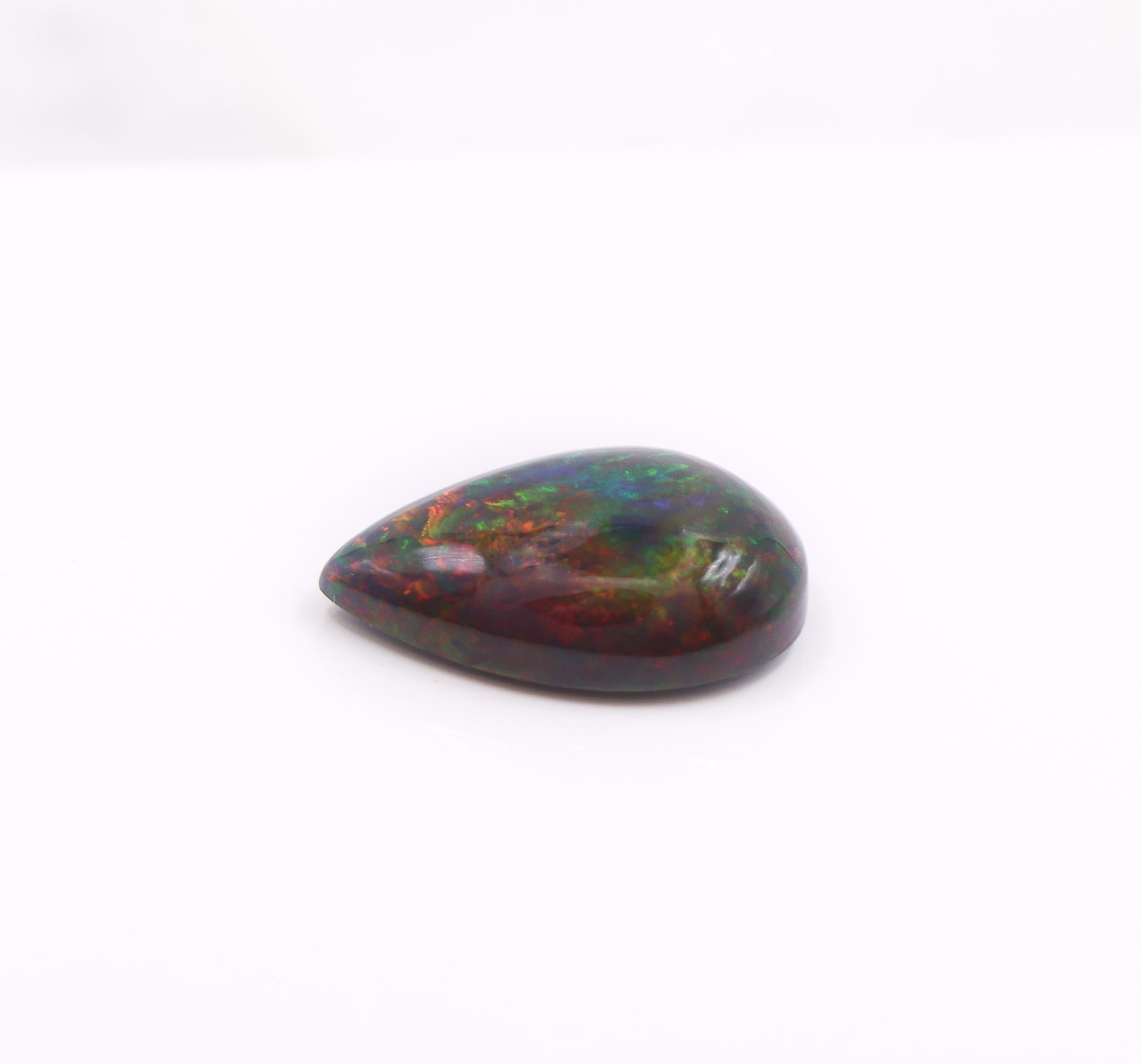 Opale nero da 8,46 carati sciolto a forma di pera 21x14 mm in vendita 1