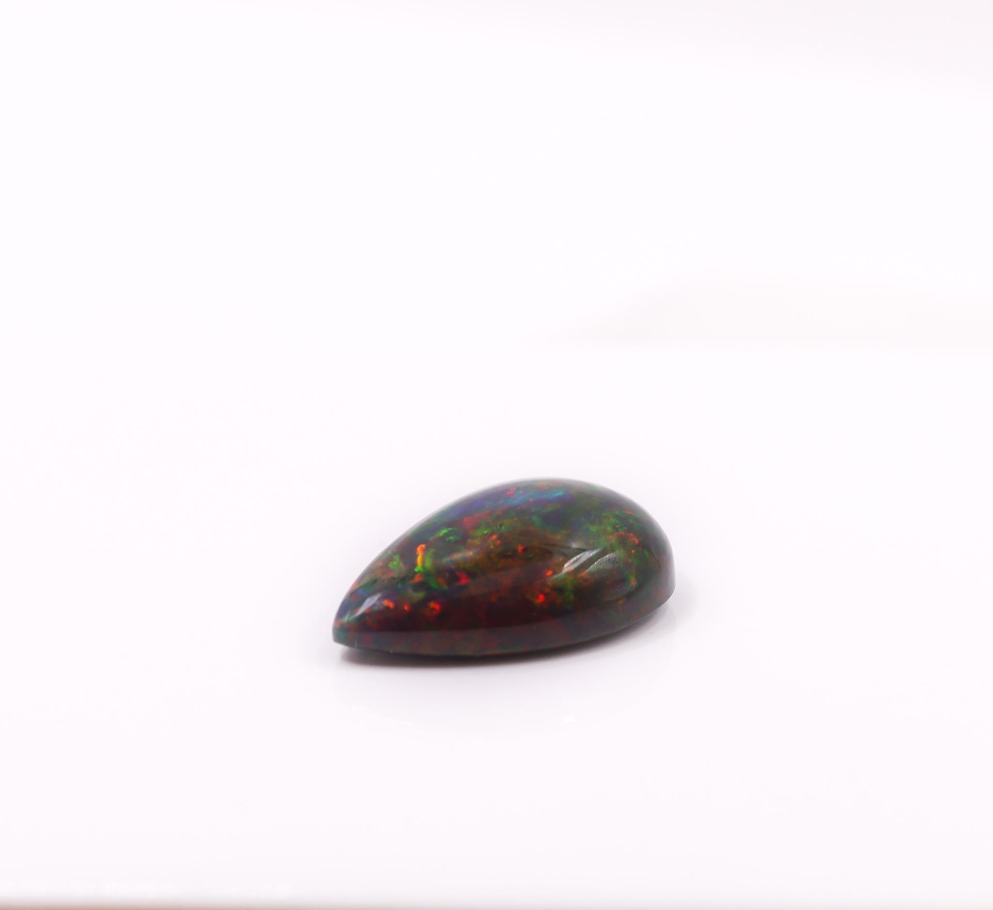 Opale nero da 8,46 carati sciolto a forma di pera 21x14 mm in vendita 2