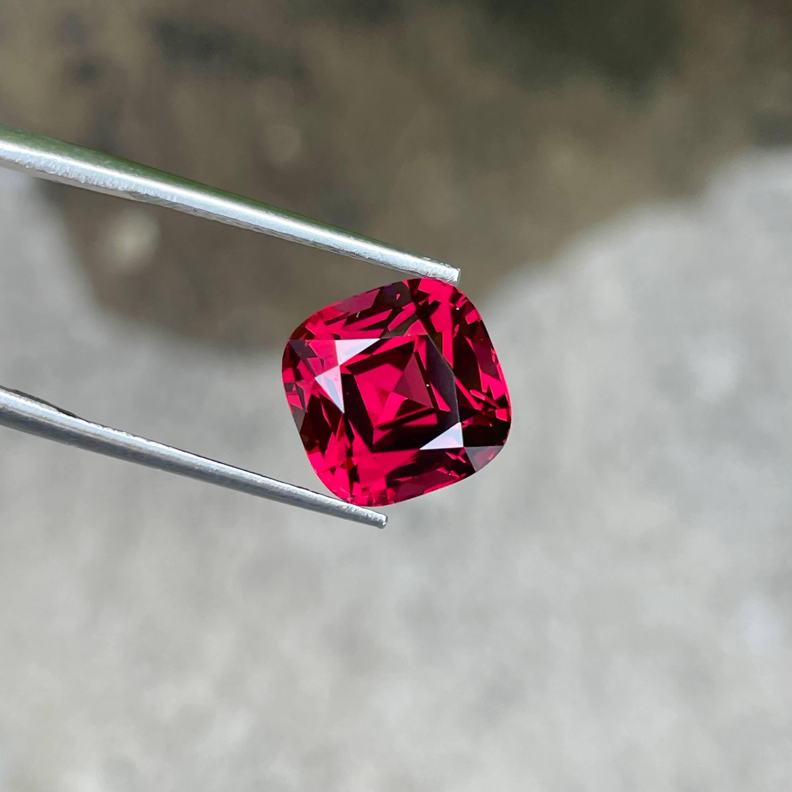Women's or Men's 8.46 carats Reddish Pink Garnet Square Cushion Cut Natural Tanzanian Gemstone For Sale