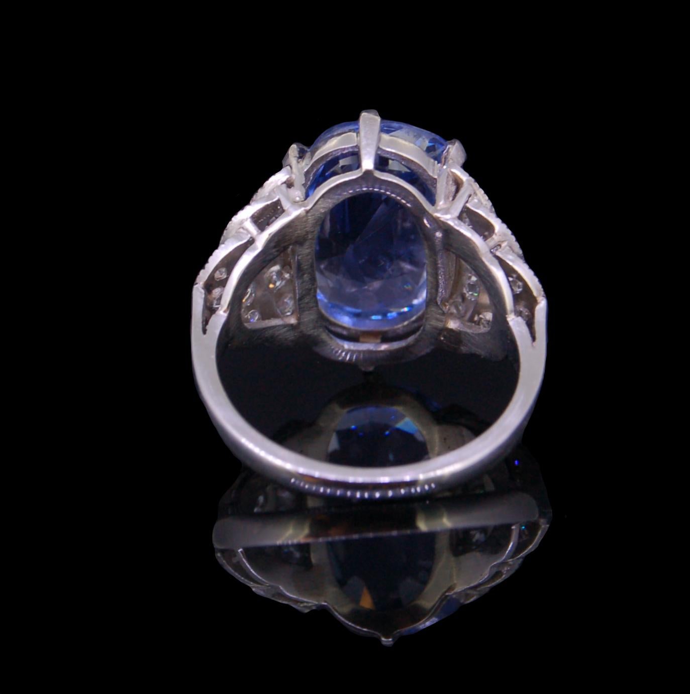Art Deco 8.46 Carat Ceylon Blue Sapphire and Diamond Ring For Sale