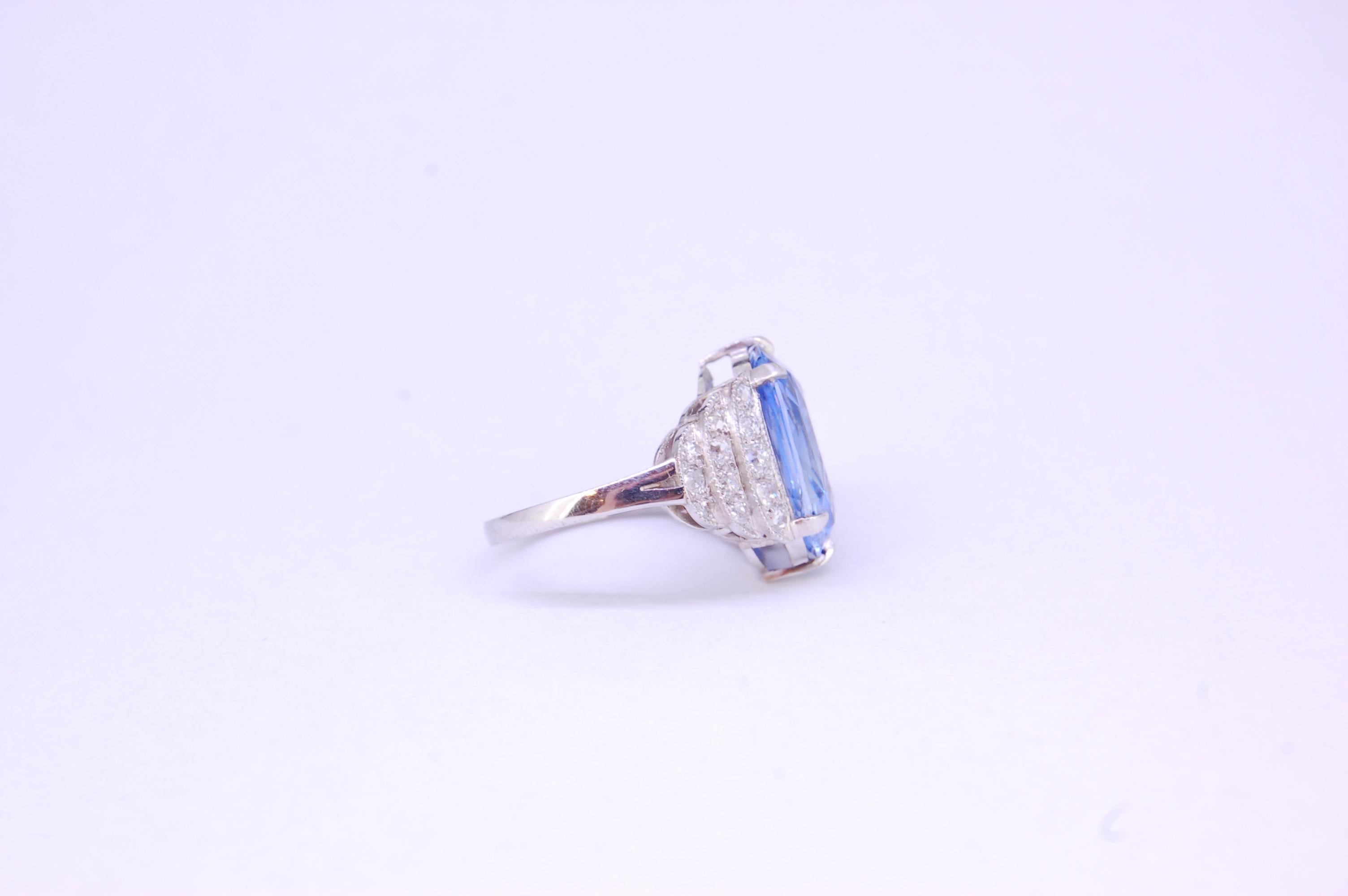 Cushion Cut 8.46 Carat Ceylon Blue Sapphire and Diamond Ring For Sale