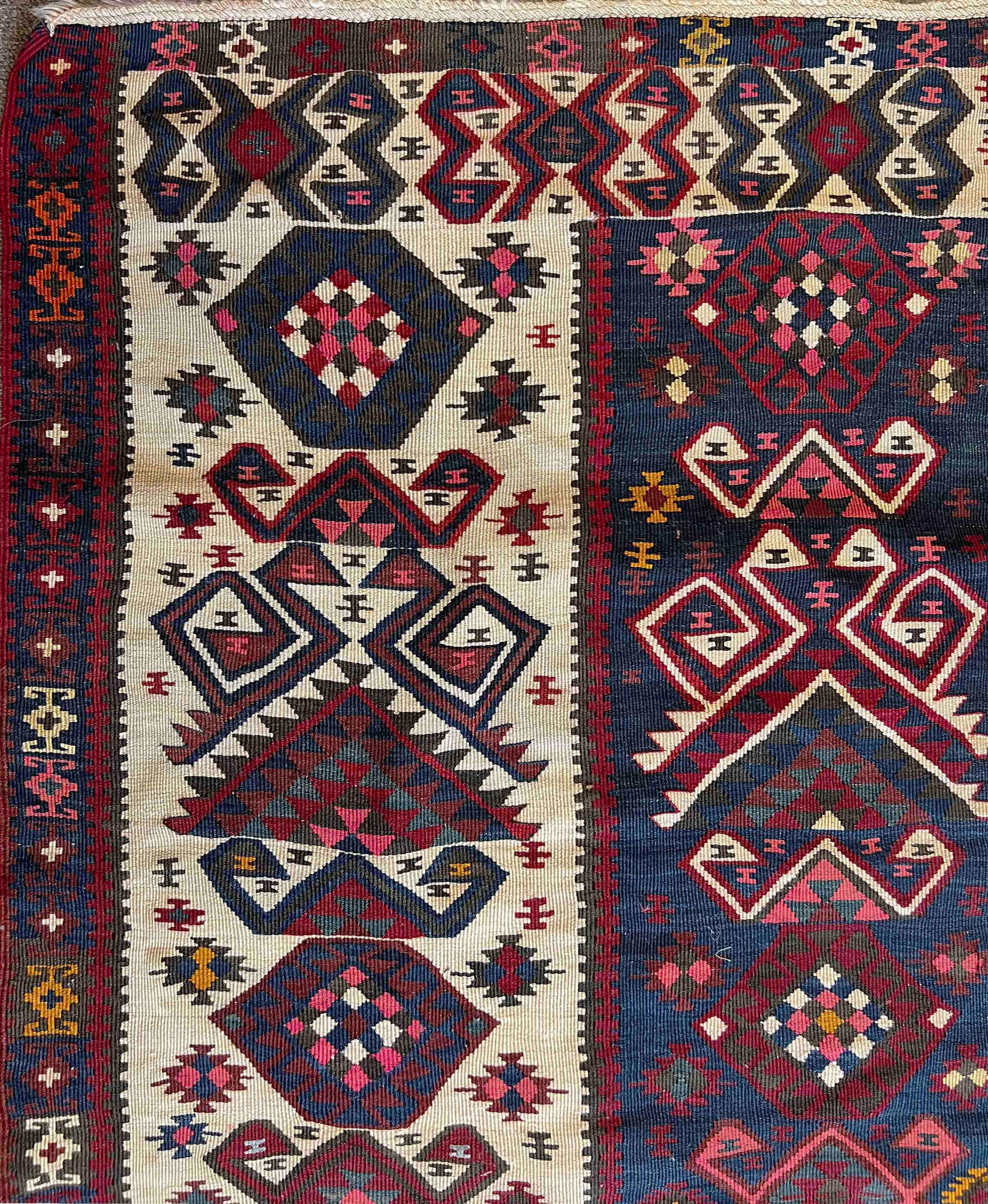 846 - Kelim Außergewöhnlicher „Van“ aus türkischer Wolle, 20. Jahrhundert (Mitte des 20. Jahrhunderts) im Angebot