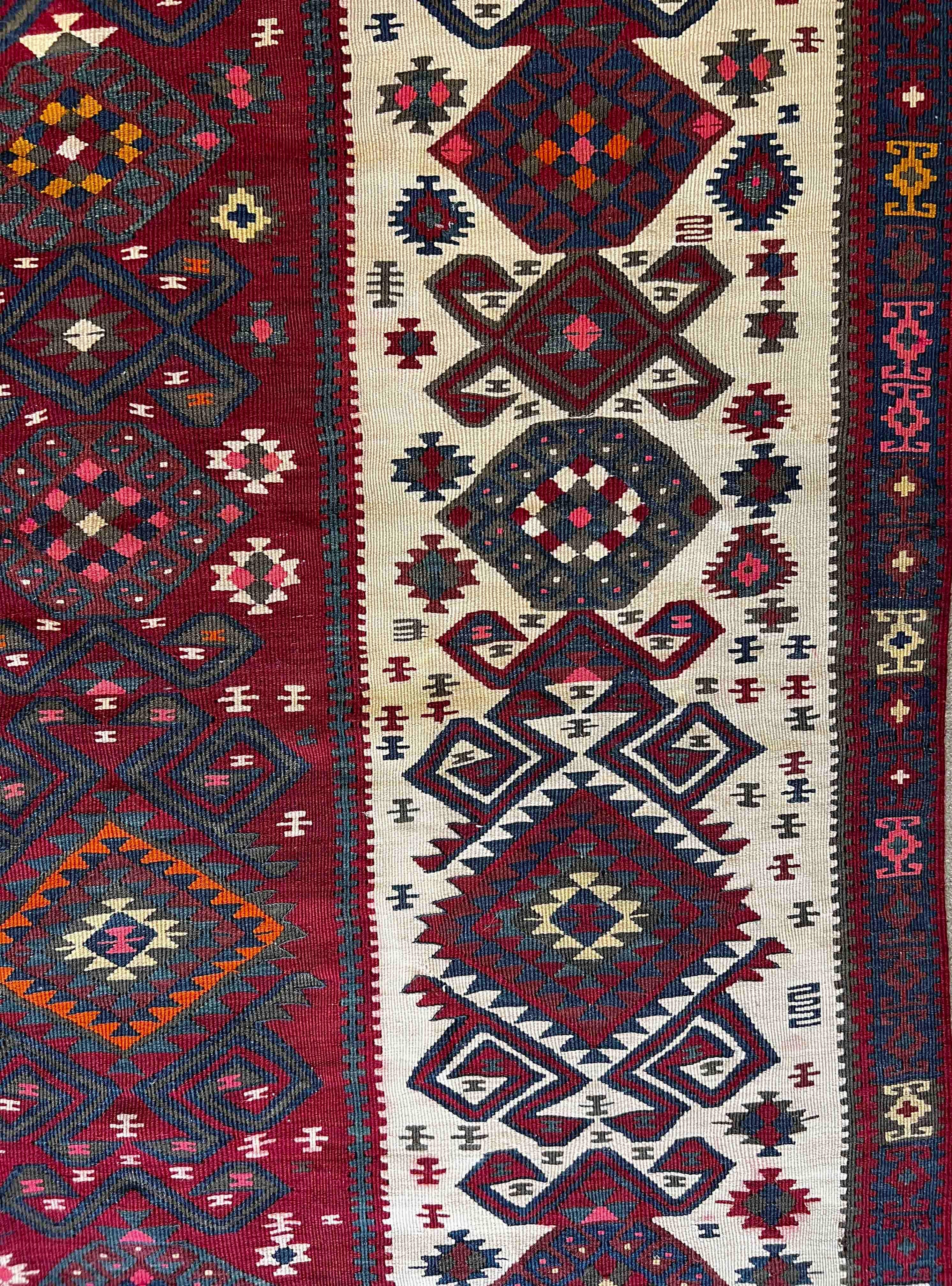 846 - Kelim Außergewöhnlicher „Van“ aus türkischer Wolle, 20. Jahrhundert (Handgeknüpft) im Angebot