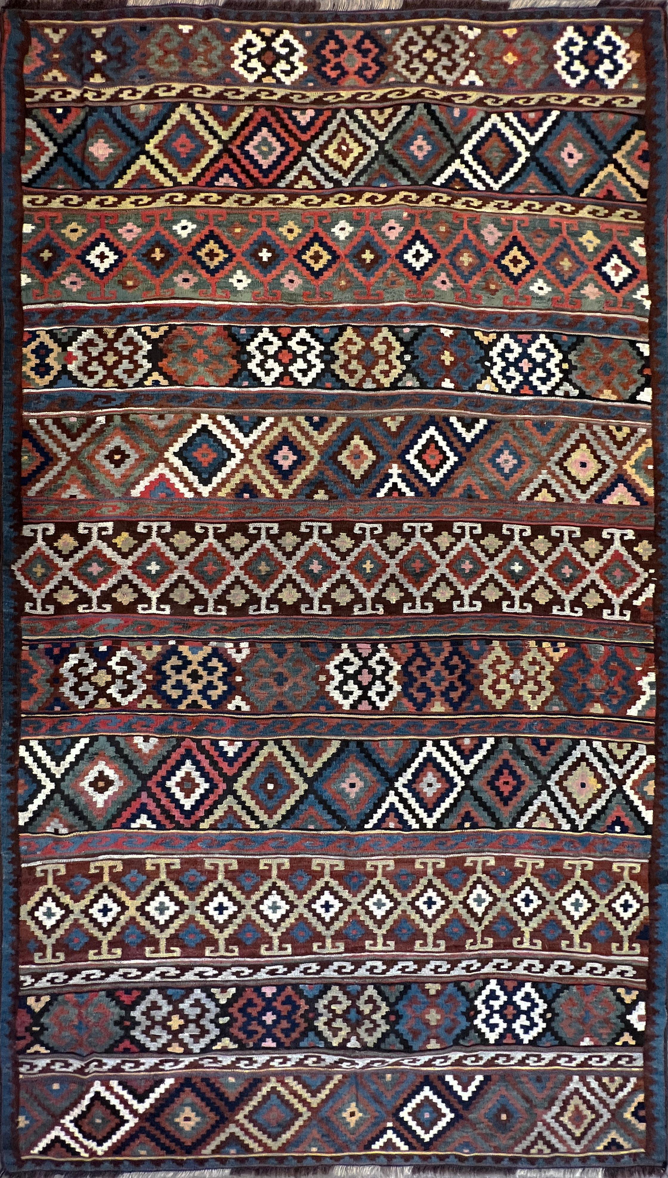 847 - Außergewöhnlicher Kelim aus der kaukasischen Region aus Wolle des 19. Jahrhunderts  im Angebot 8