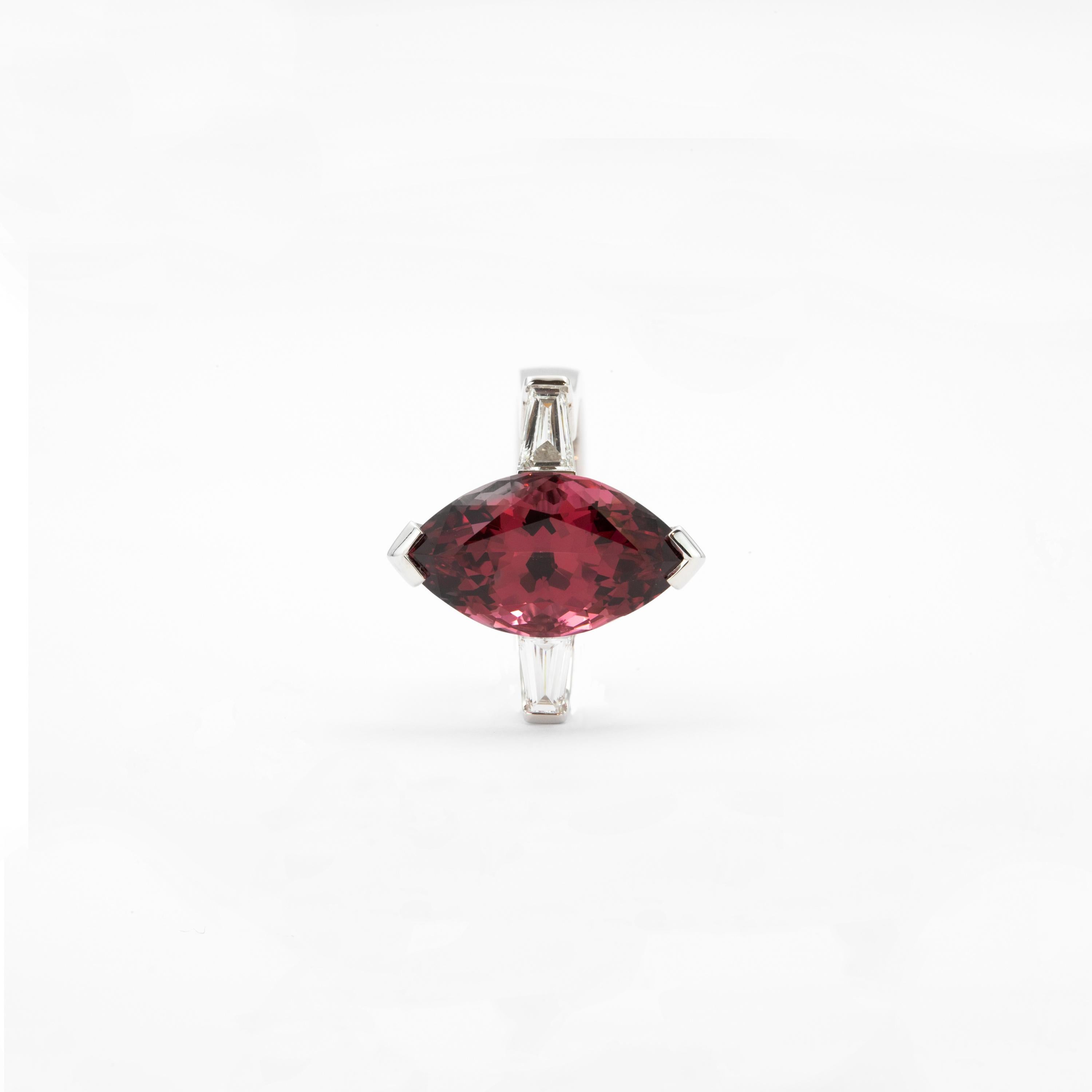 Contemporary 8.49 Carat Red Spinel and Diamond Three-Stone Ring For Sale