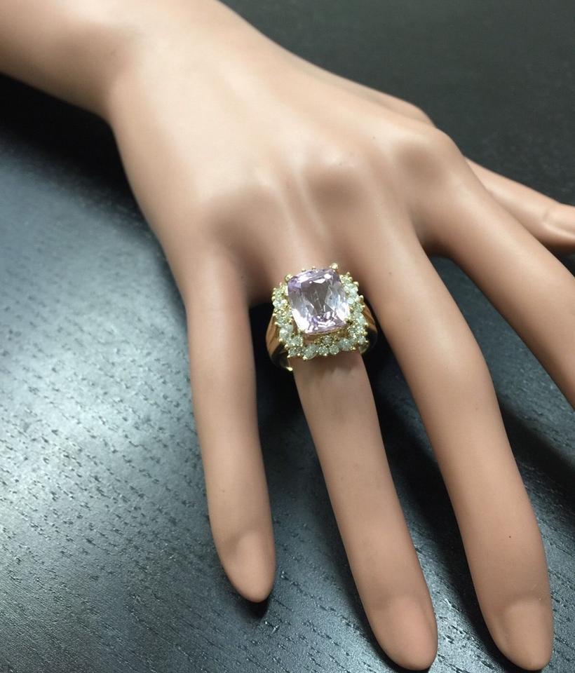 8.49 Carat Natural Kunzite and Diamond 14 Karat Solid Yellow Gold Ring For Sale 3