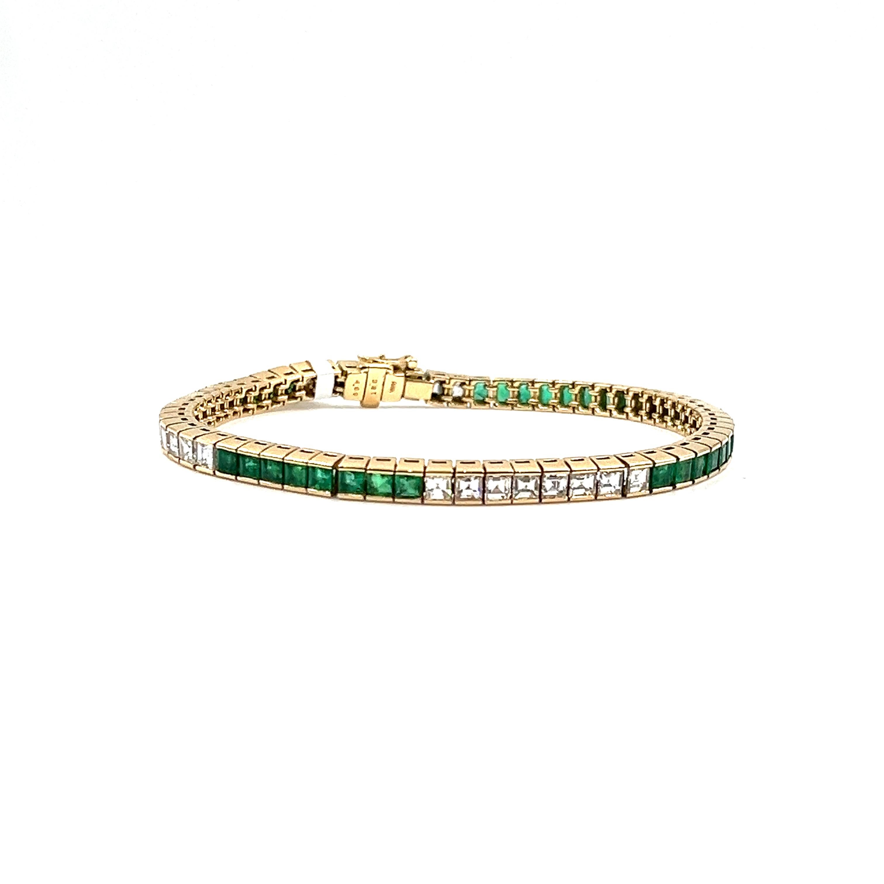 This beautiful natural emerald and carre cut diamond bracelet is sure to turn heads. The bracelet features 4.69 ct natural emeralds and 3.80 ct of carre cut diamonds. The diamonds boast F/G in color and VS in clarity. A gorgeous bracelet to adorn