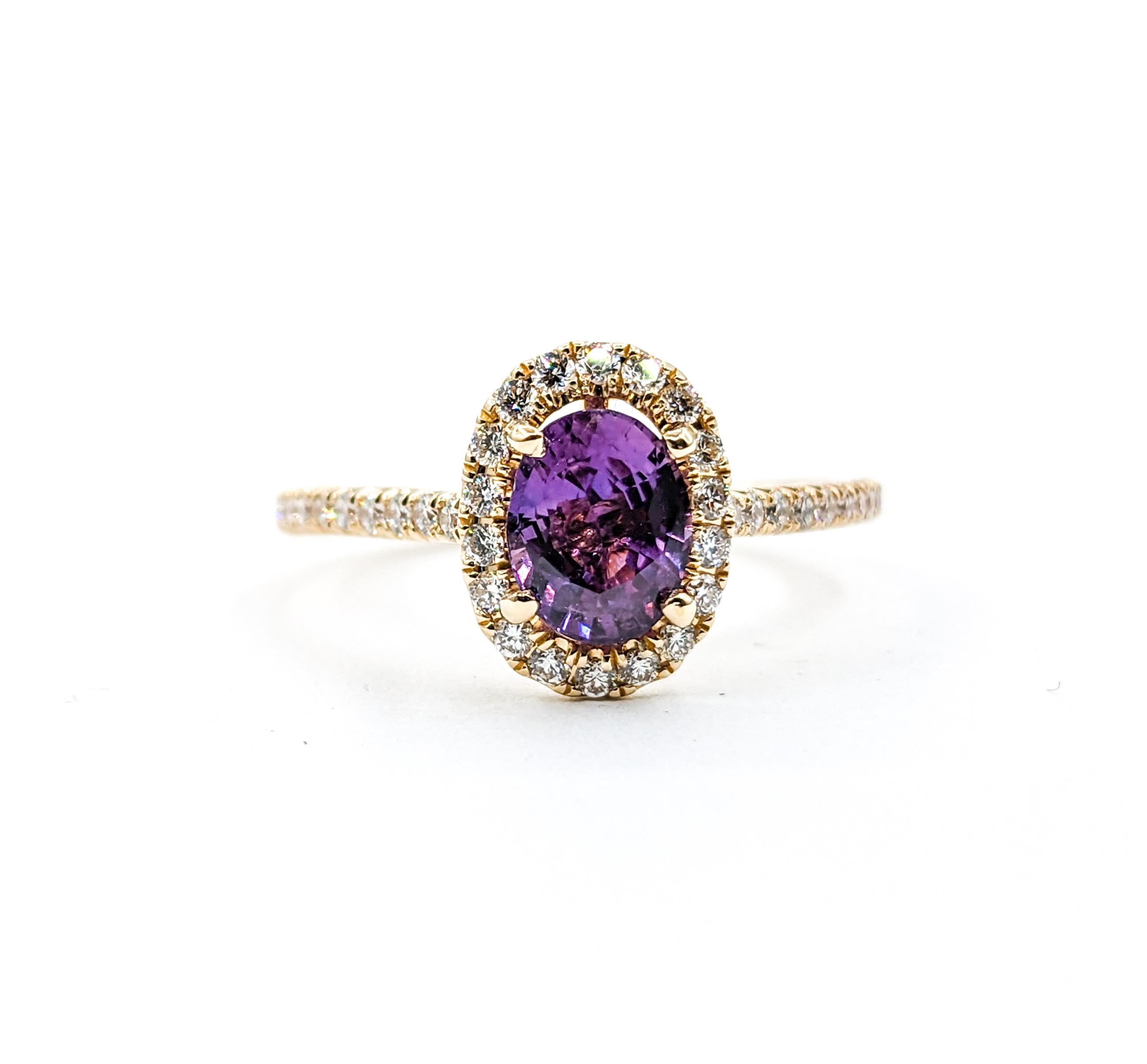 Modern .84ct Deep Purple Spinel & Diamond Ring In Yellow Gold For Sale