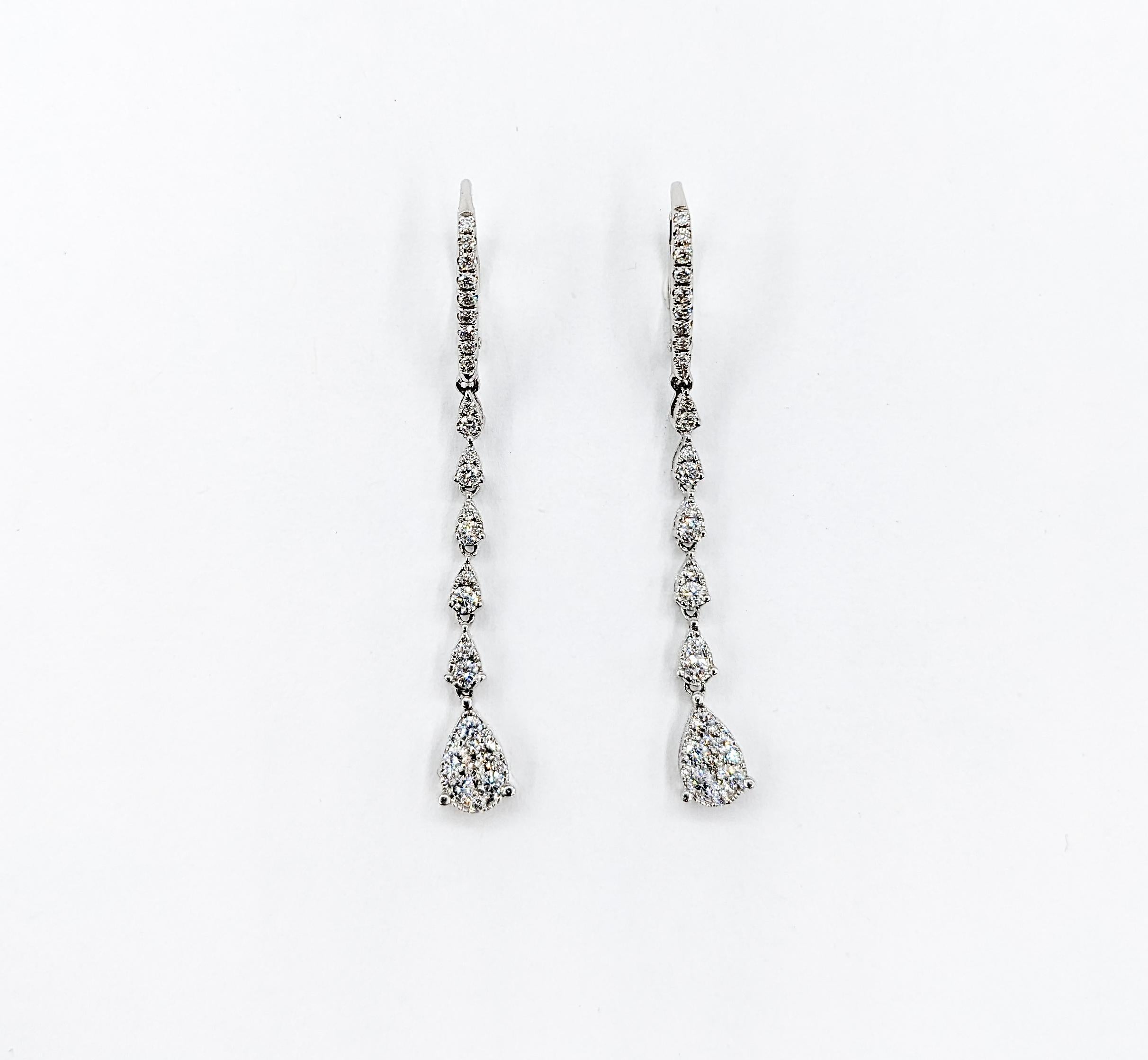 Women's .84ctw VS Quality Diamond Quality Dangle Earrings For Sale