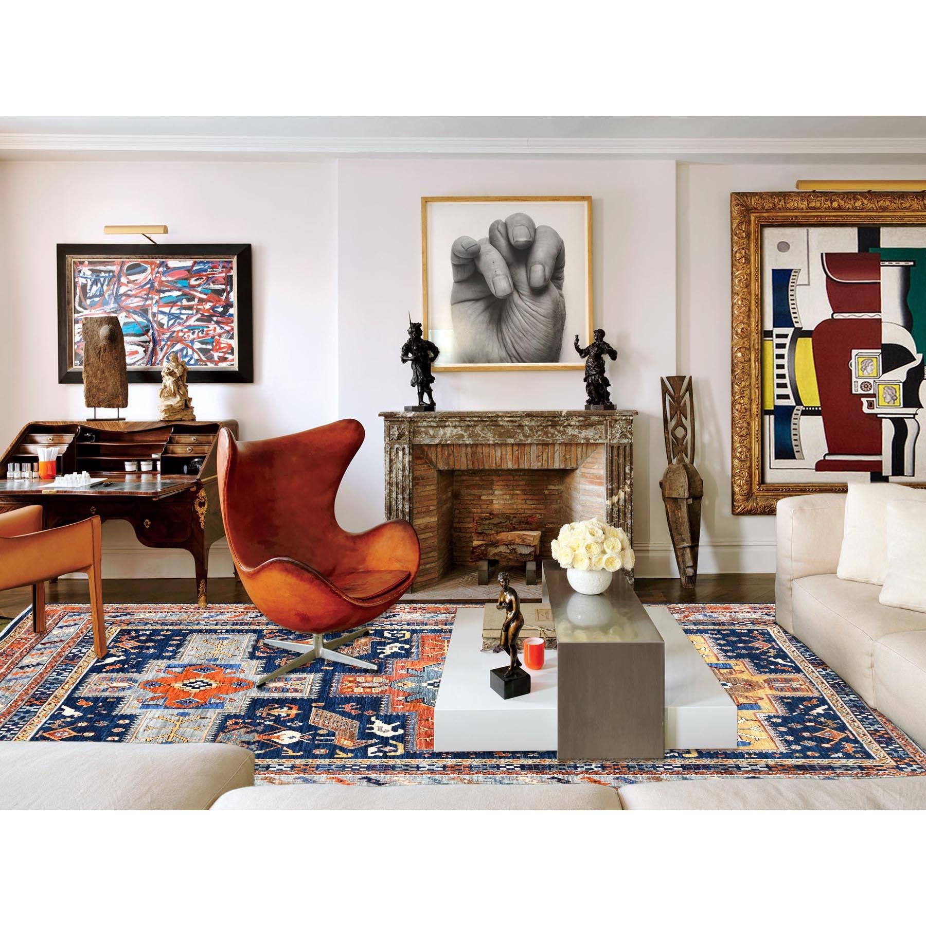 Dies ist eine wirklich echte one-of-a-kind Marineblau, natürliche Farbstoffe dicht gewebt, natürliche Wolle handgeknüpft, armenischen inspiriert kaukasischen Design mit Vogelfiguren 200 KPSI, Orientteppich. Es wurde monatelang in der