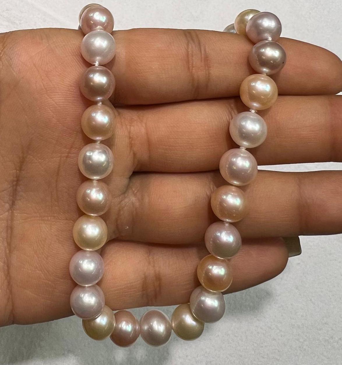 Australische mehrfarbige Perle mit Verschluss aus 14 Karat Gelbgold im Angebot 2