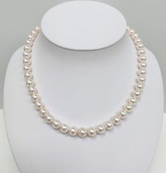 Akoya Pink Overtones Round Pearl Necklace with Gold Clasp