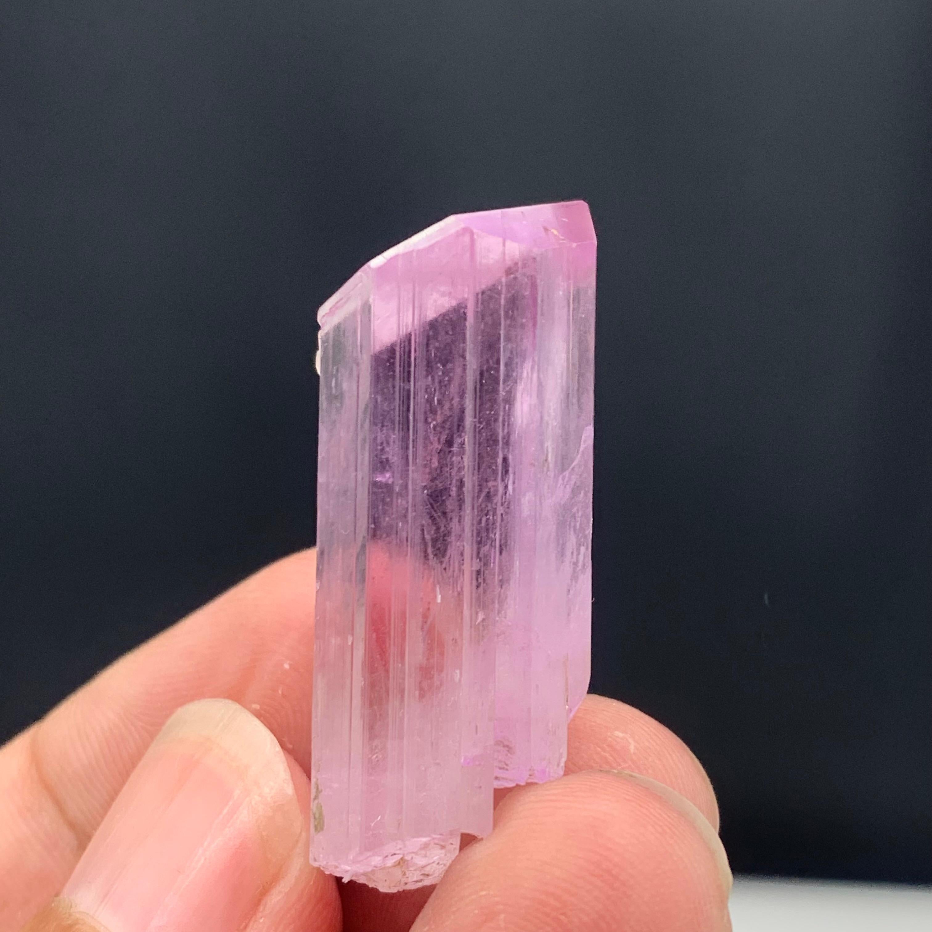 85 Carat Beautiful Kunzite Crystal From Kunar, Afghanistan For Sale 3