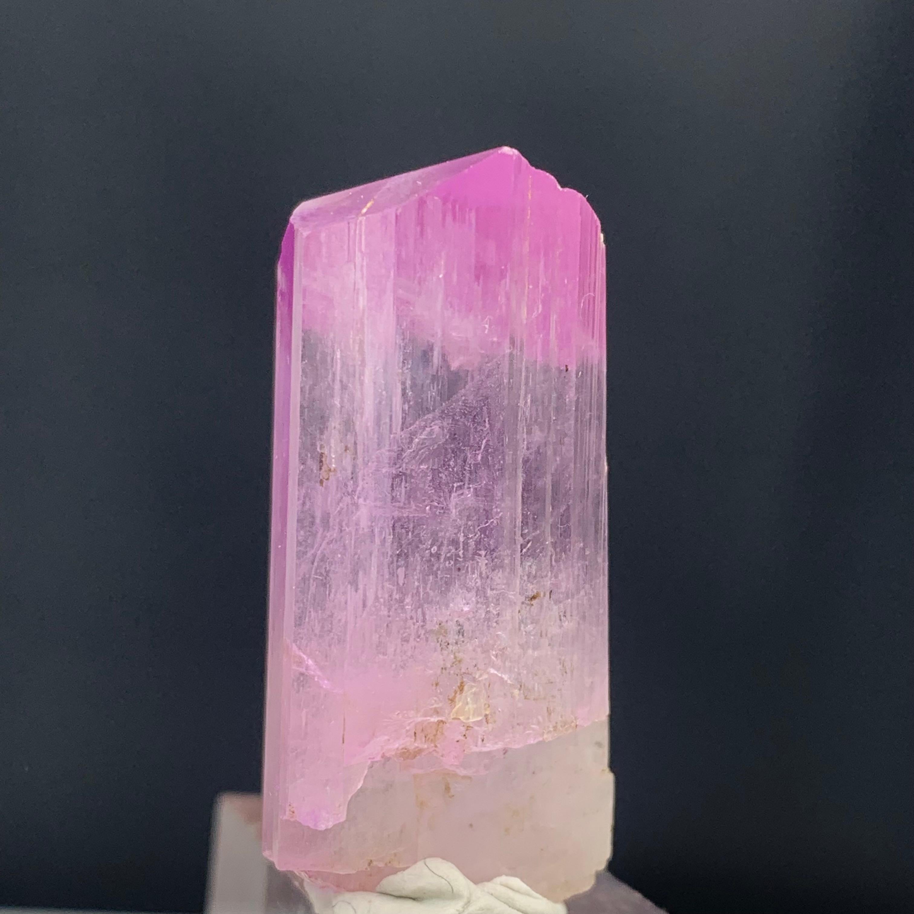 85 Carat Beautiful Kunzite Crystal From Kunar, Afghanistan For Sale 4
