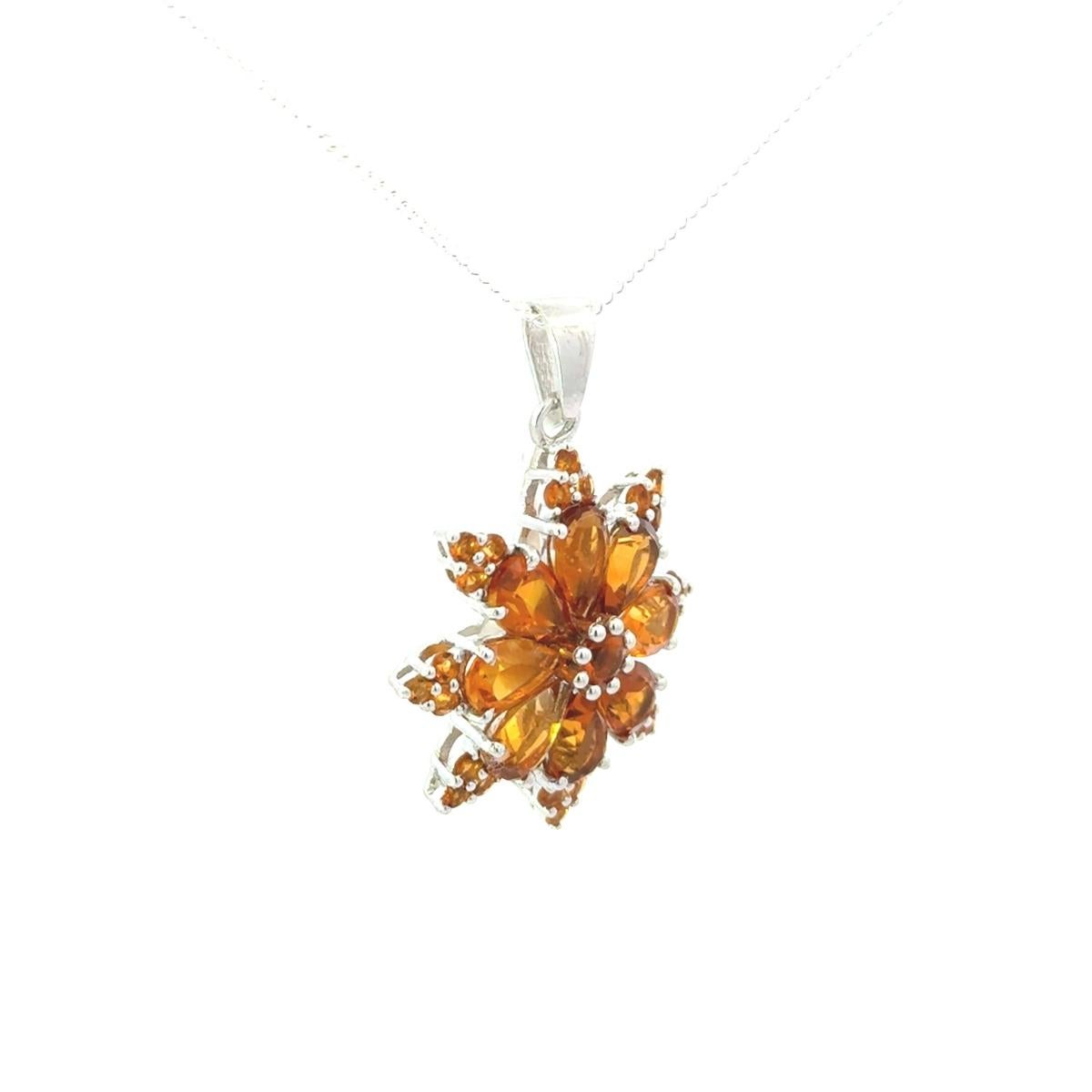 Art Nouveau 8.5 Carat Citrine Flower Sunburst Pendant for Women Necklace in 925 For Mom For Sale