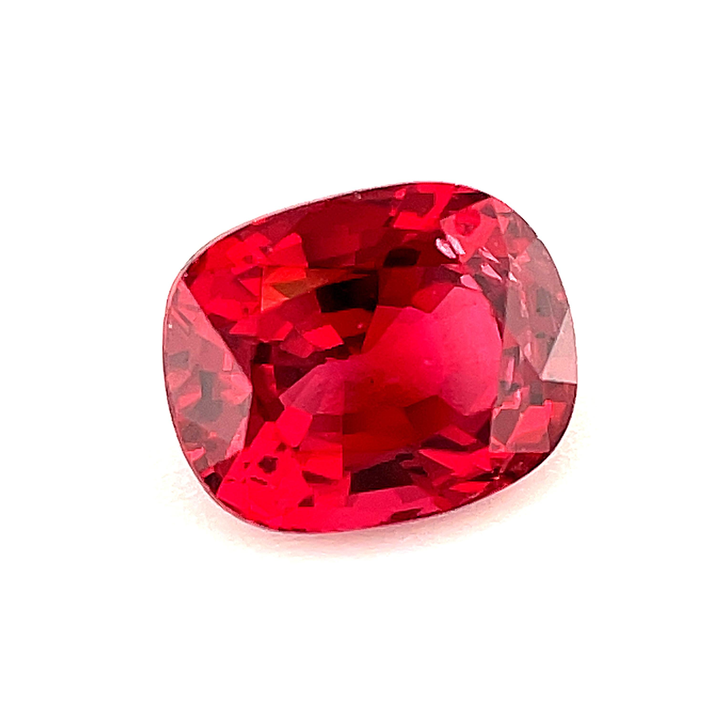 .85 Carat Cushion Cut Unset Loose Unmounted Red Spinel Gemstone In New Condition For Sale In Los Angeles, CA
