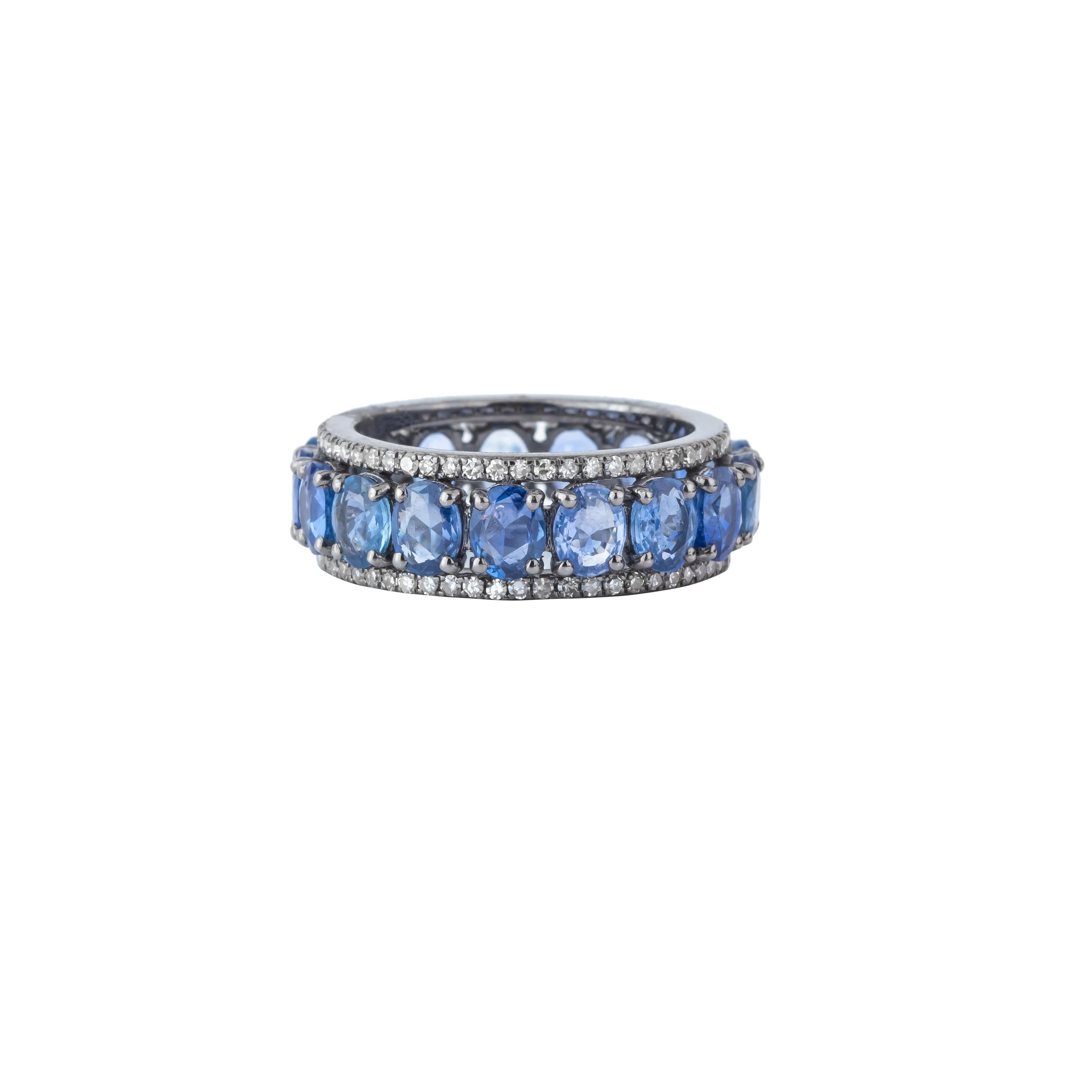 8.5 Carat Diamond and Sapphire Eternity Band Ring In New Condition For Sale In Jaipur, IN