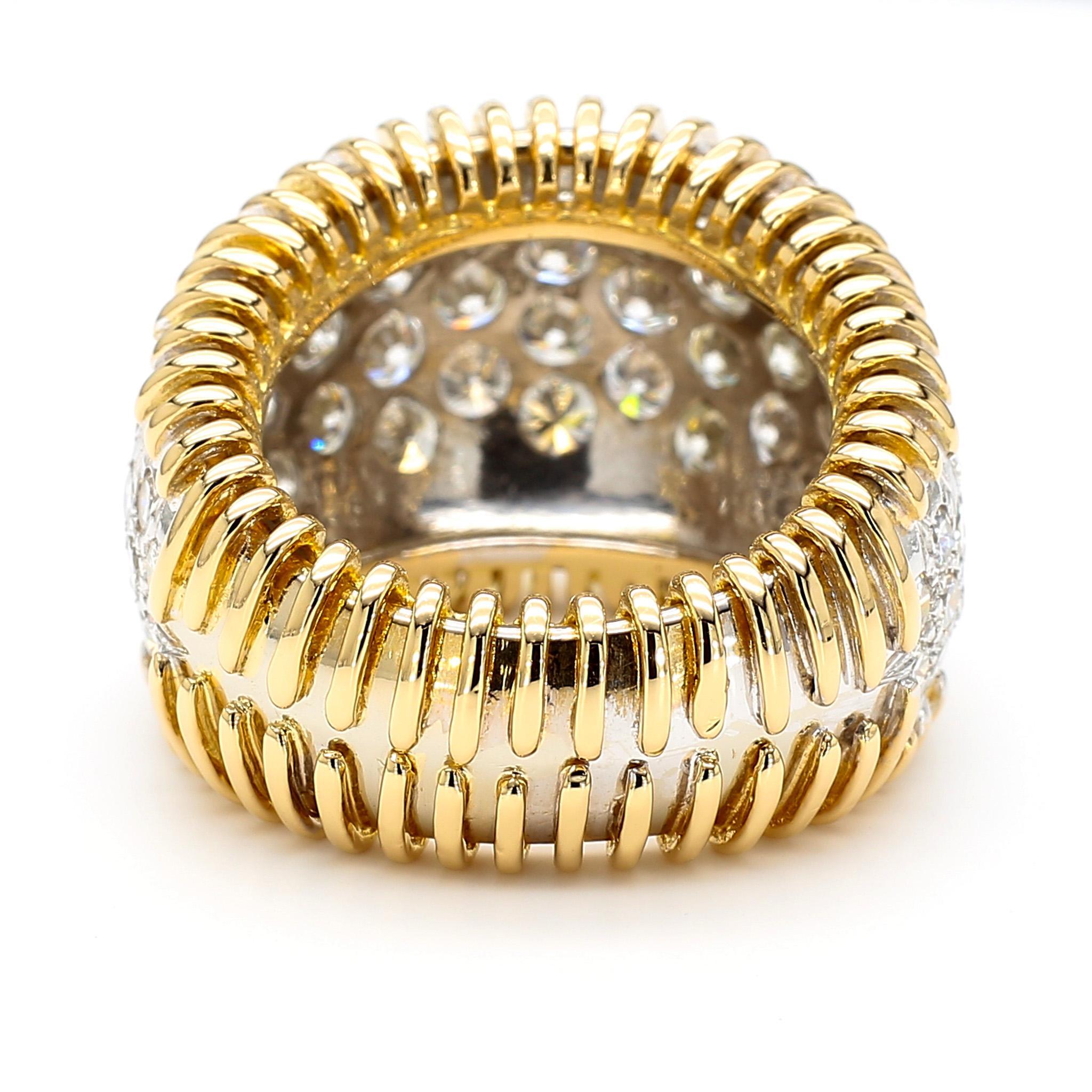 8.5 Carat Diamond Pave Set 18K Gold Vintage Dome Band Ring Excellent état - En vente à Miami, FL