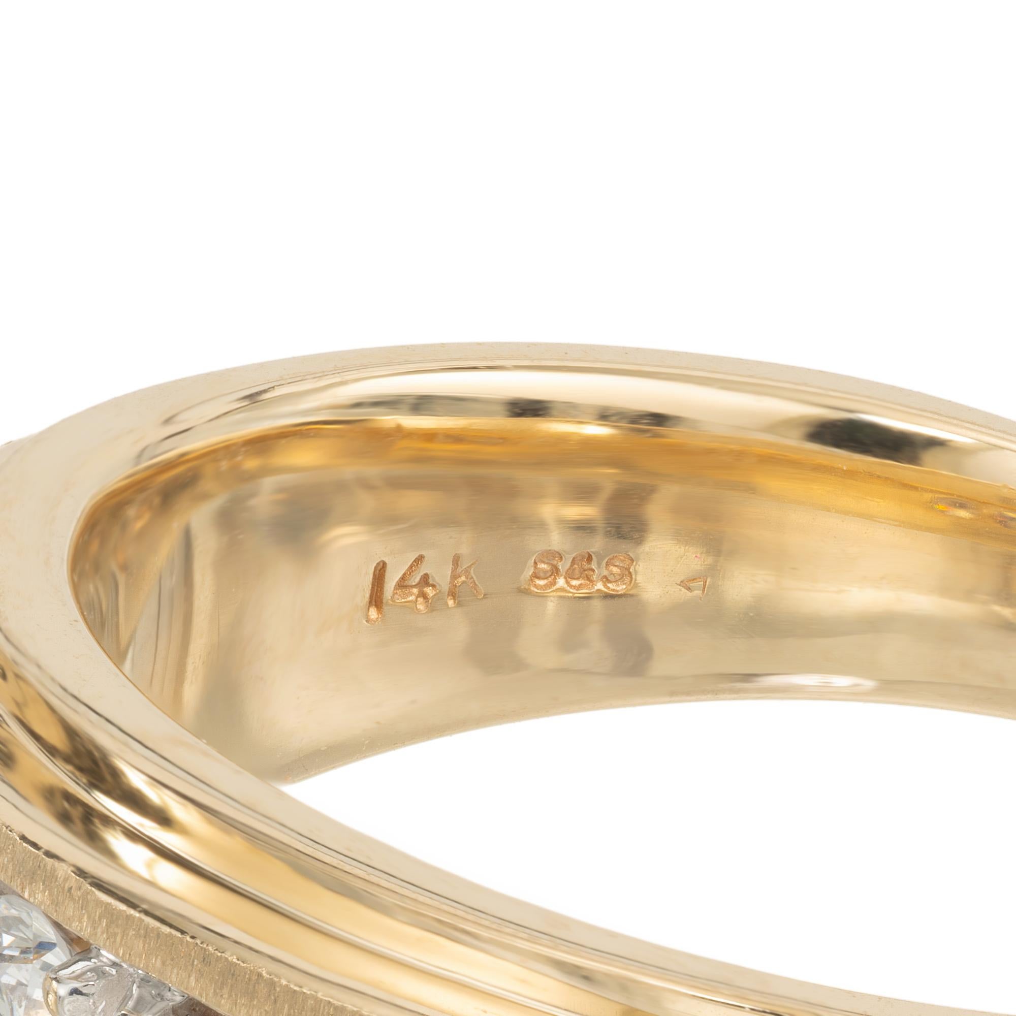 .85 Carat Diamond Two Tone Gold Men's Textured Band Ring For Sale 1