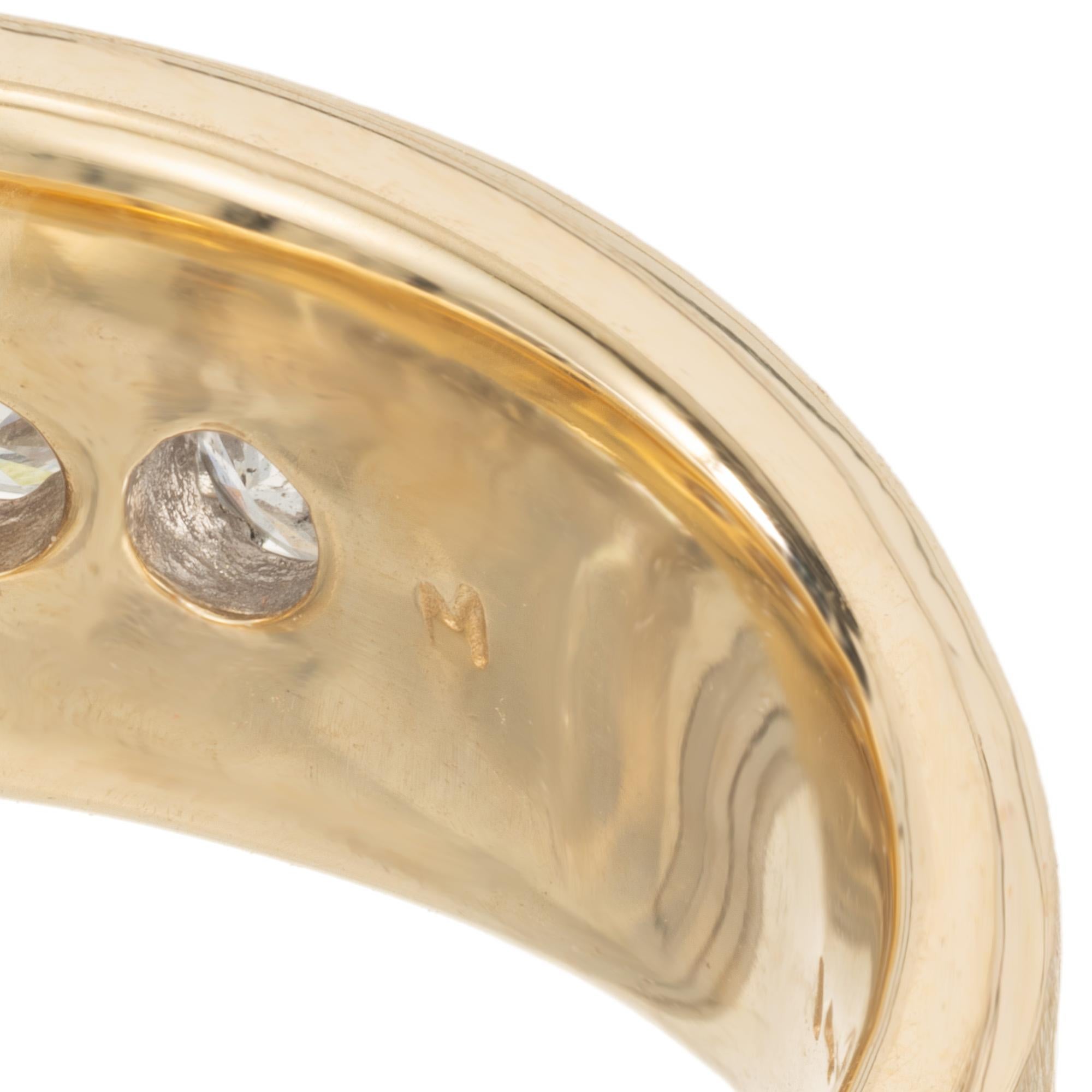 .85 Carat Diamond Two Tone Gold Men's Textured Band Ring For Sale 2