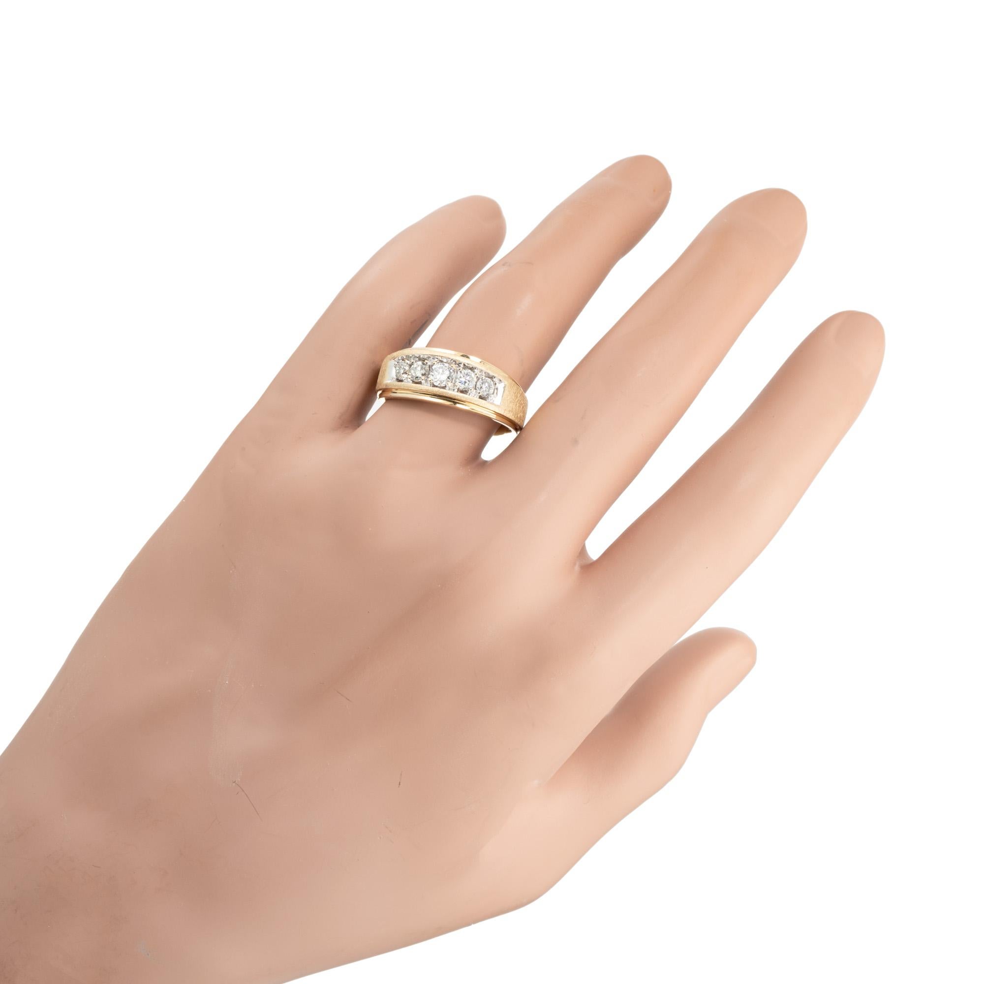 .85 Carat Diamond Two Tone Gold Men's Textured Band Ring For Sale 3