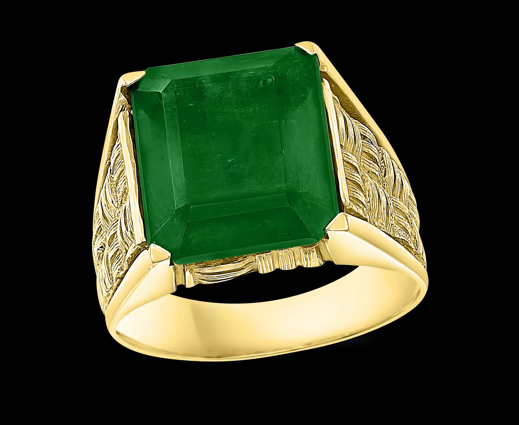 8.5 Carat Emerald Cut Emerald 18 Karat Yellow Gold Men's Ring 
A classic, Unisex ring
Natural Beryl
Emerald
Origin Brazil
( Natural emeralds are commonly enhanced: but this one is only Minor clarity enhancement , which is considered as very high