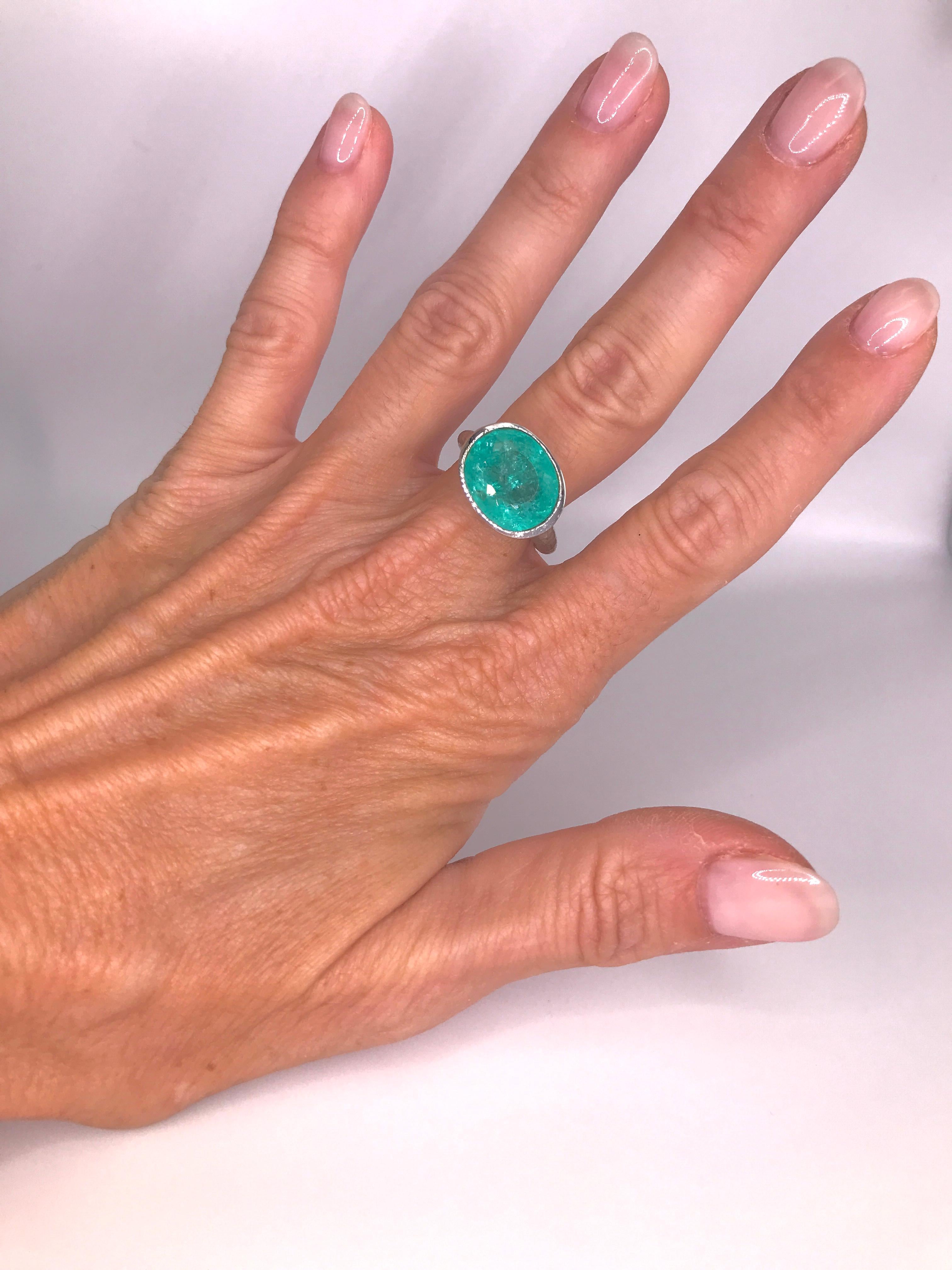 8.5 Karat Facettierter Brasilianischer Paraiba Turmalin Ring 1