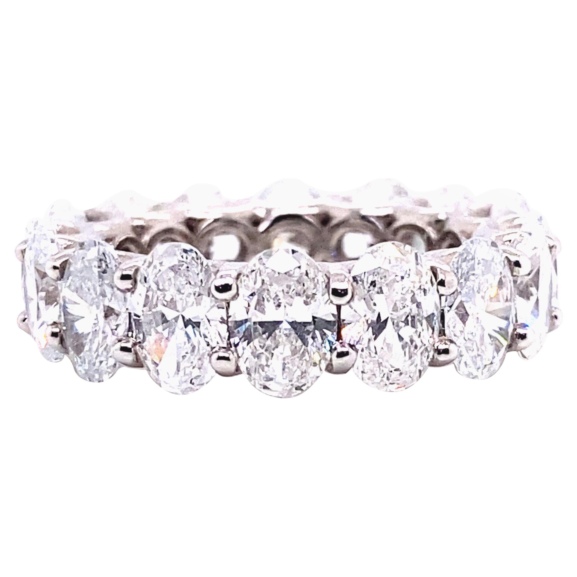 8,5 Karat ovaler Diamant-Eternity-Ring