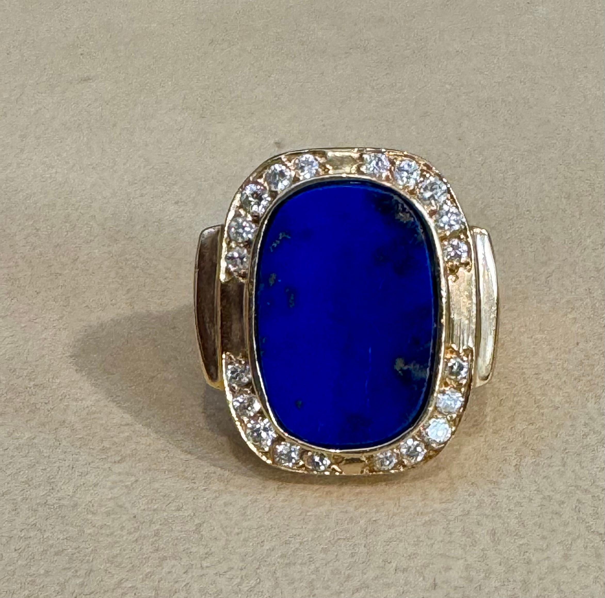 8,5 Karat Smaragdschliff Natürlicher Lapislazuli + Diamant Ring  14 Kt Gelbgold, 5,5 S im Zustand „Hervorragend“ im Angebot in New York, NY