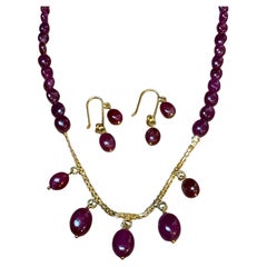 85 Ct Natural Ruby Bead Single Strand Necklace +Matching earrings in 22 K Gold