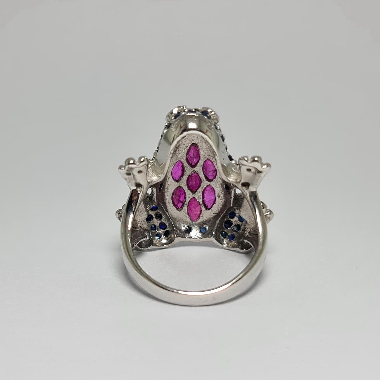 Round Cut 8.5 CTS  Natural  Untreated Thai Sapphire Frog Ring .925 Sterling Silver Ring For Sale