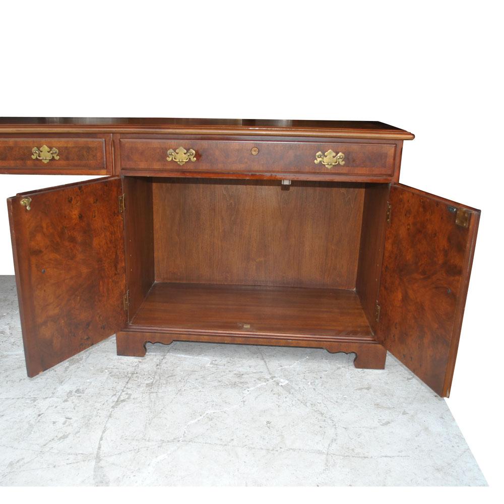 8.5 FT Midcentury Widdicomb Burl Walnut Campaign Kneehole Credenza In Good Condition In Pasadena, TX