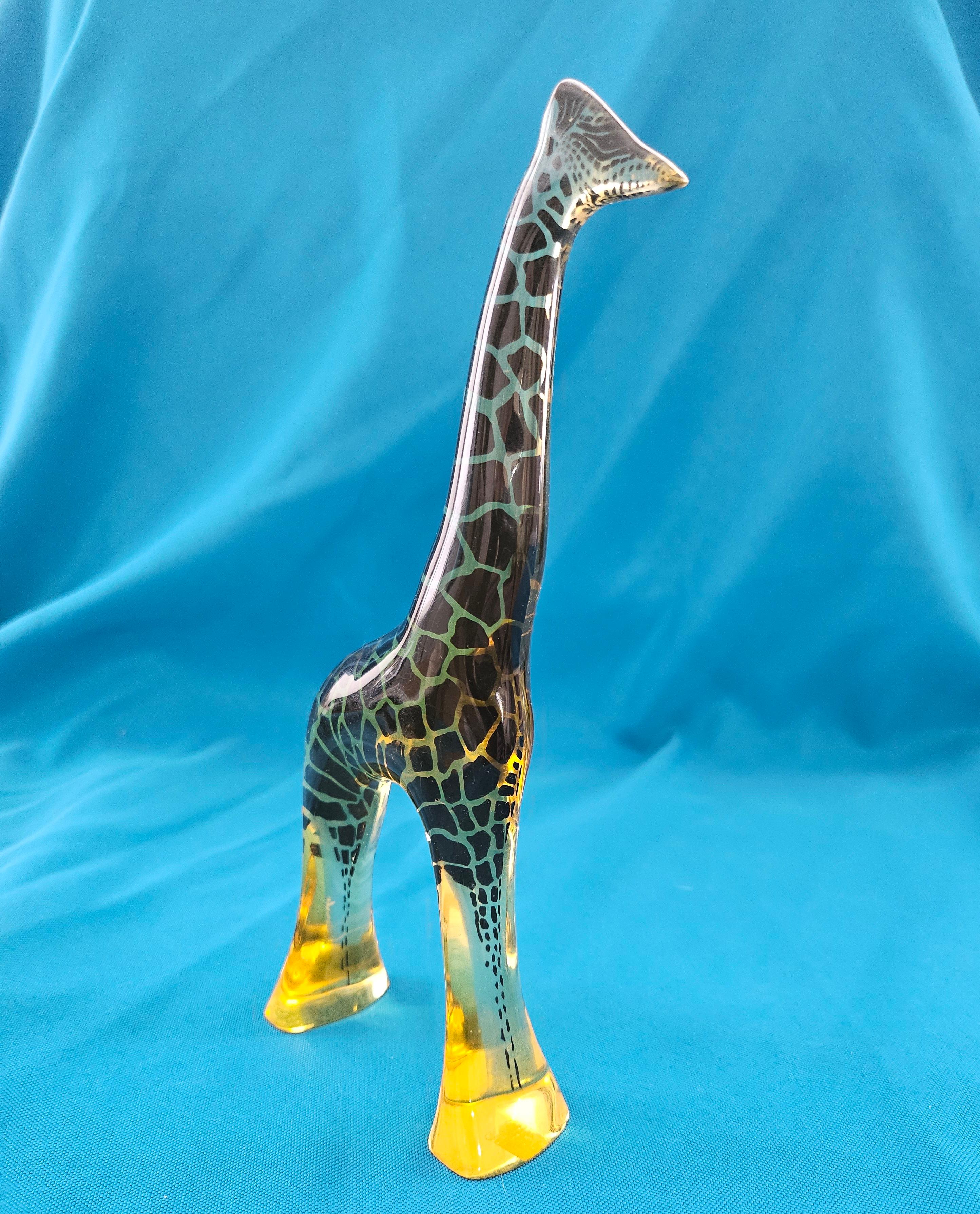 Brazilian 8.5 Inch Abraham Palatnik Lucite Giraffe Sculpture - Op Art For Sale